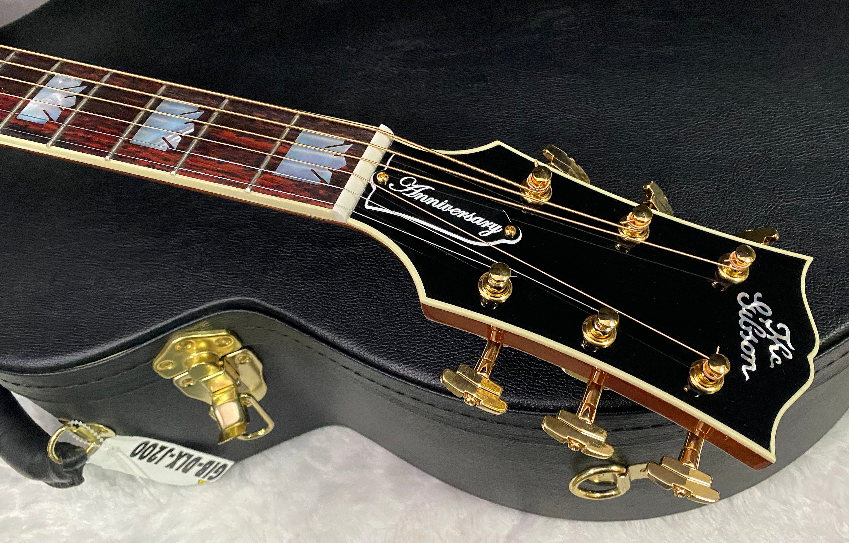 NEW ! Gibson Acoustic SJ-200 Custom Shop Anniversary Limited Edition Acoustic-electric Guitar - Cremona Burst - 4.85lbs - Authorized Dealer - G07193