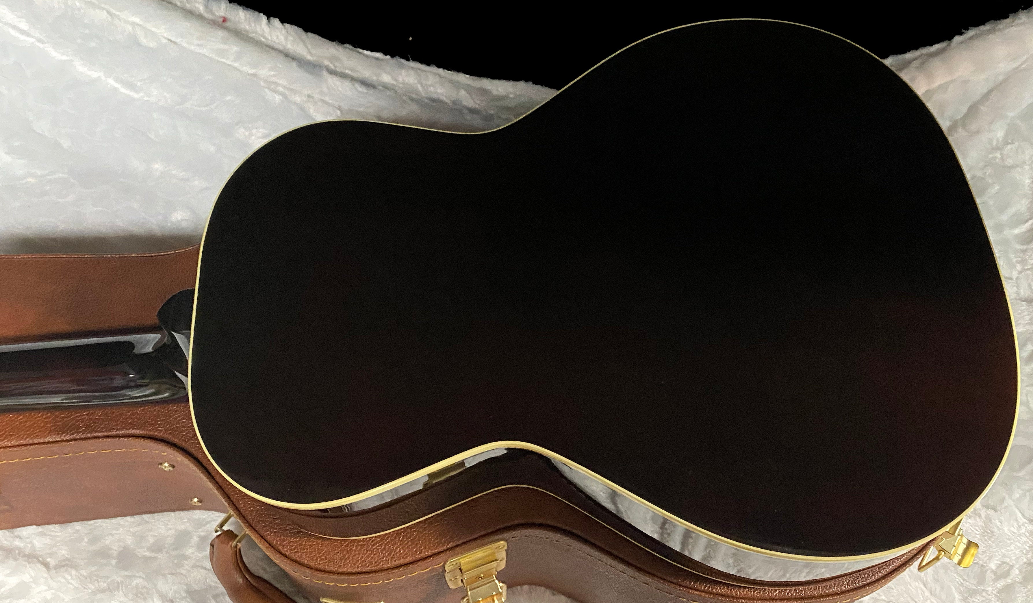 NEW ! Gibson L-00 Original - Vintage Sunburst - Authorized Dealer - In-Stock! Only 3.85 lbs! - G07190