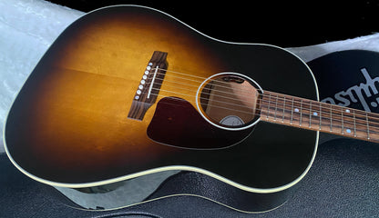 NEW! Gibson J-45 Standard Acoustic Electric Guitar - Vintage Sunburst - Authorized Dealer - 4.6lbs - G07195