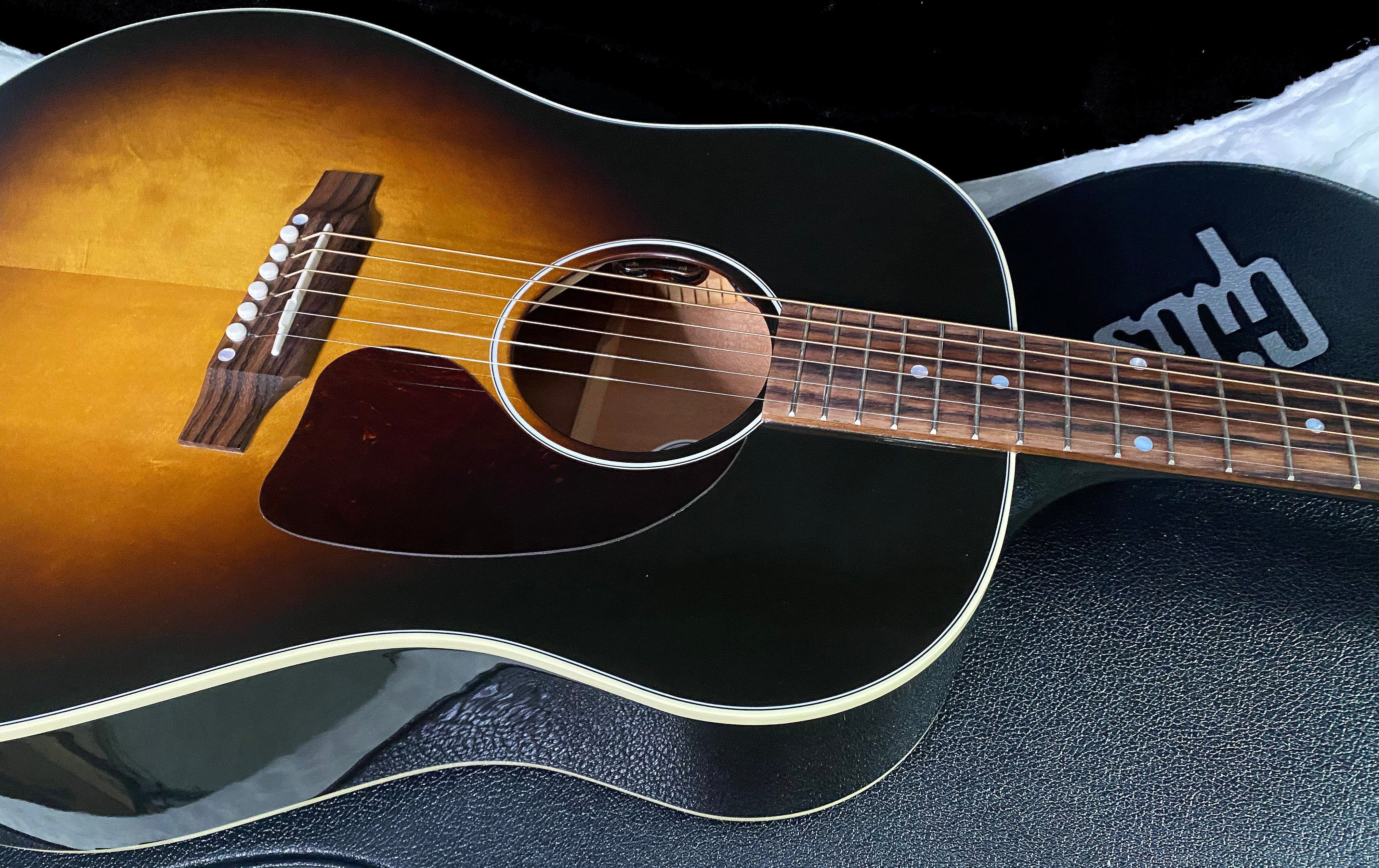 NEW! Gibson J-45 Standard Acoustic Electric Guitar - Vintage Sunburst - Authorized Dealer - 4.6lbs - G07195