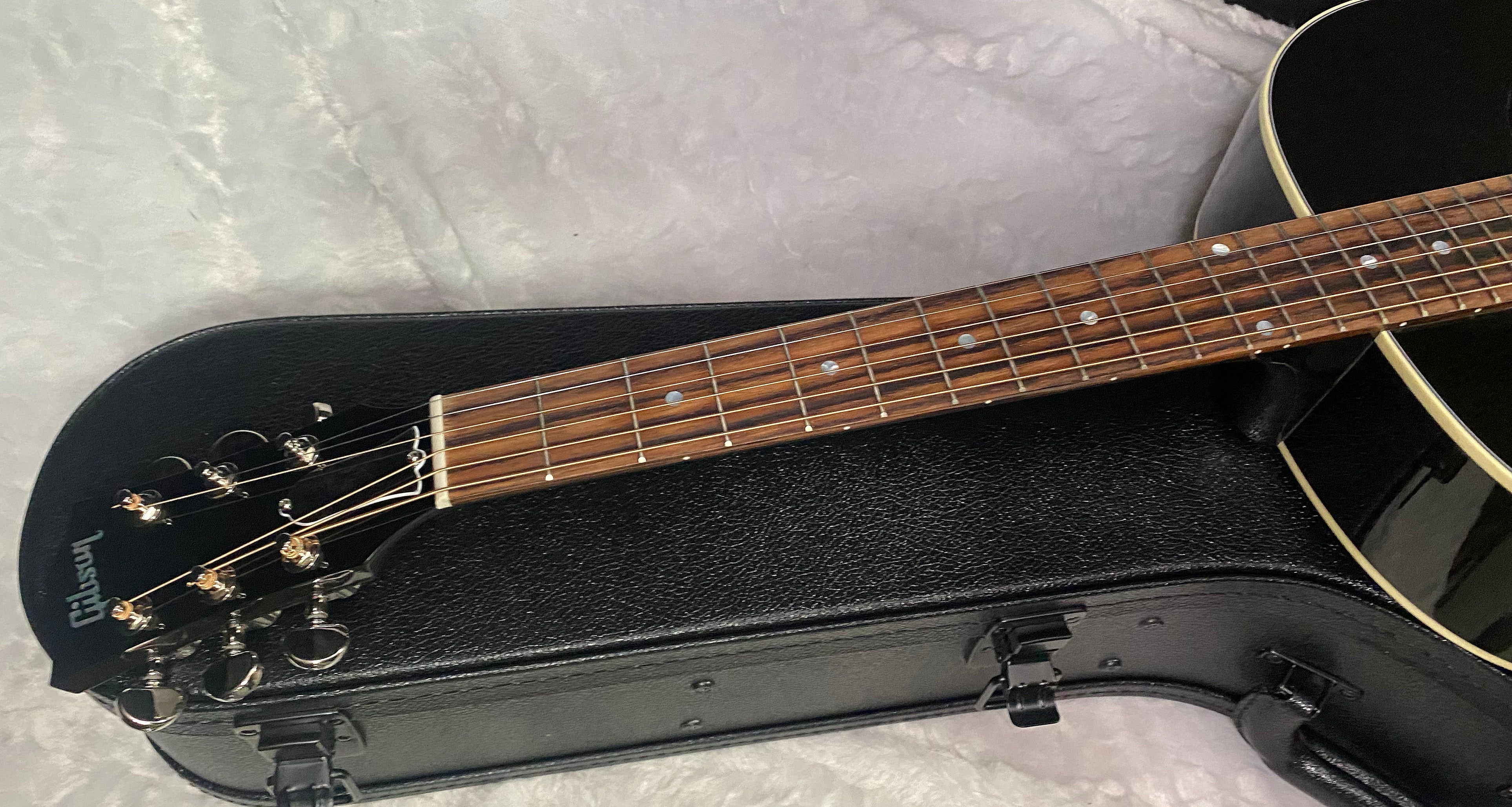 NEW! Gibson J-45 Standard Acoustic Electric Guitar - Vintage Sunburst - Authorized Dealer - 4.6lbs - G07195