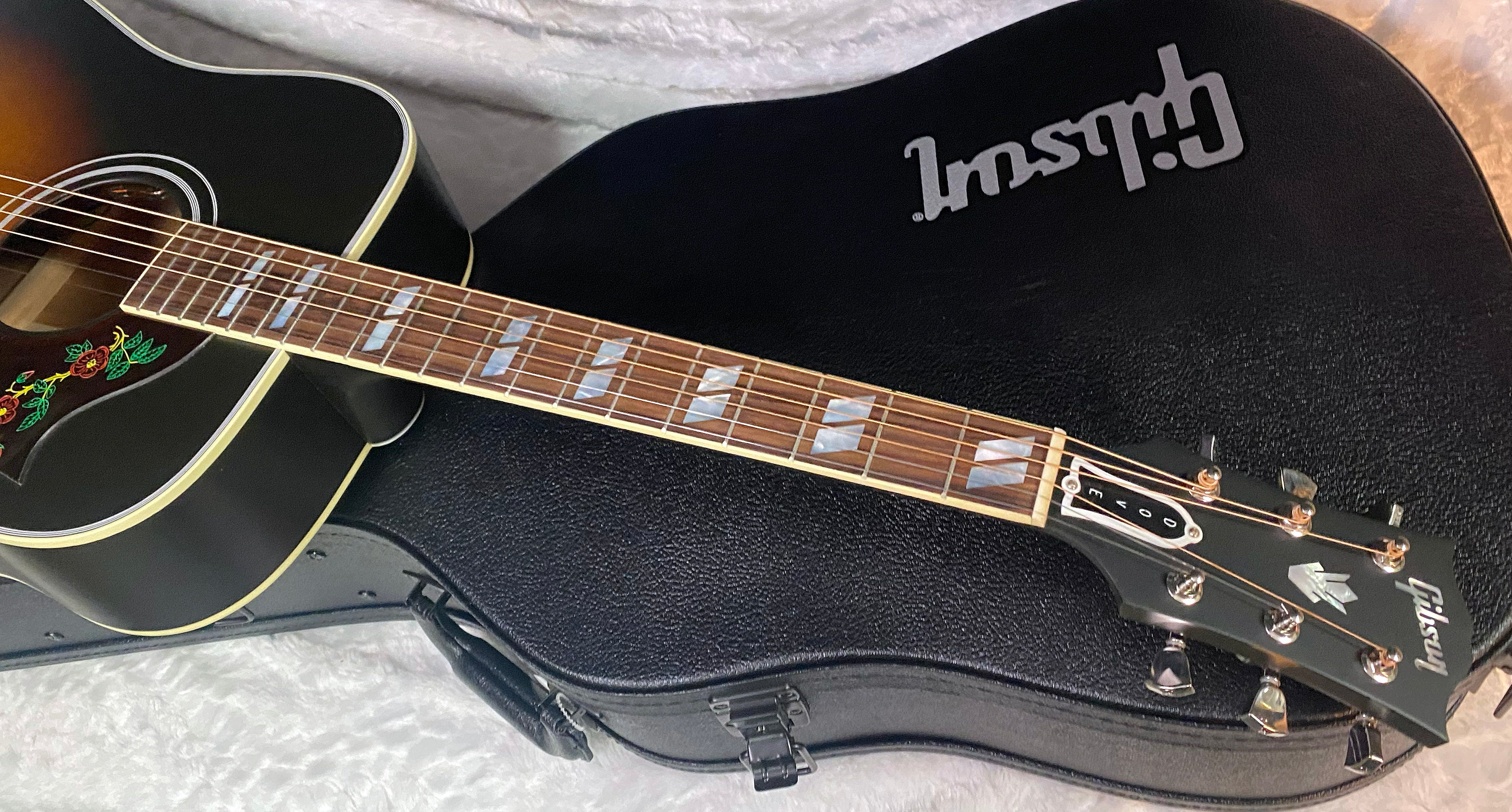 NEW ! Gibson Acoustic Dove Mahogany Acoustic-Electric Guitar - Vintage Sunburst Satin - 4.75lbs - Authorized Dealer - G07200