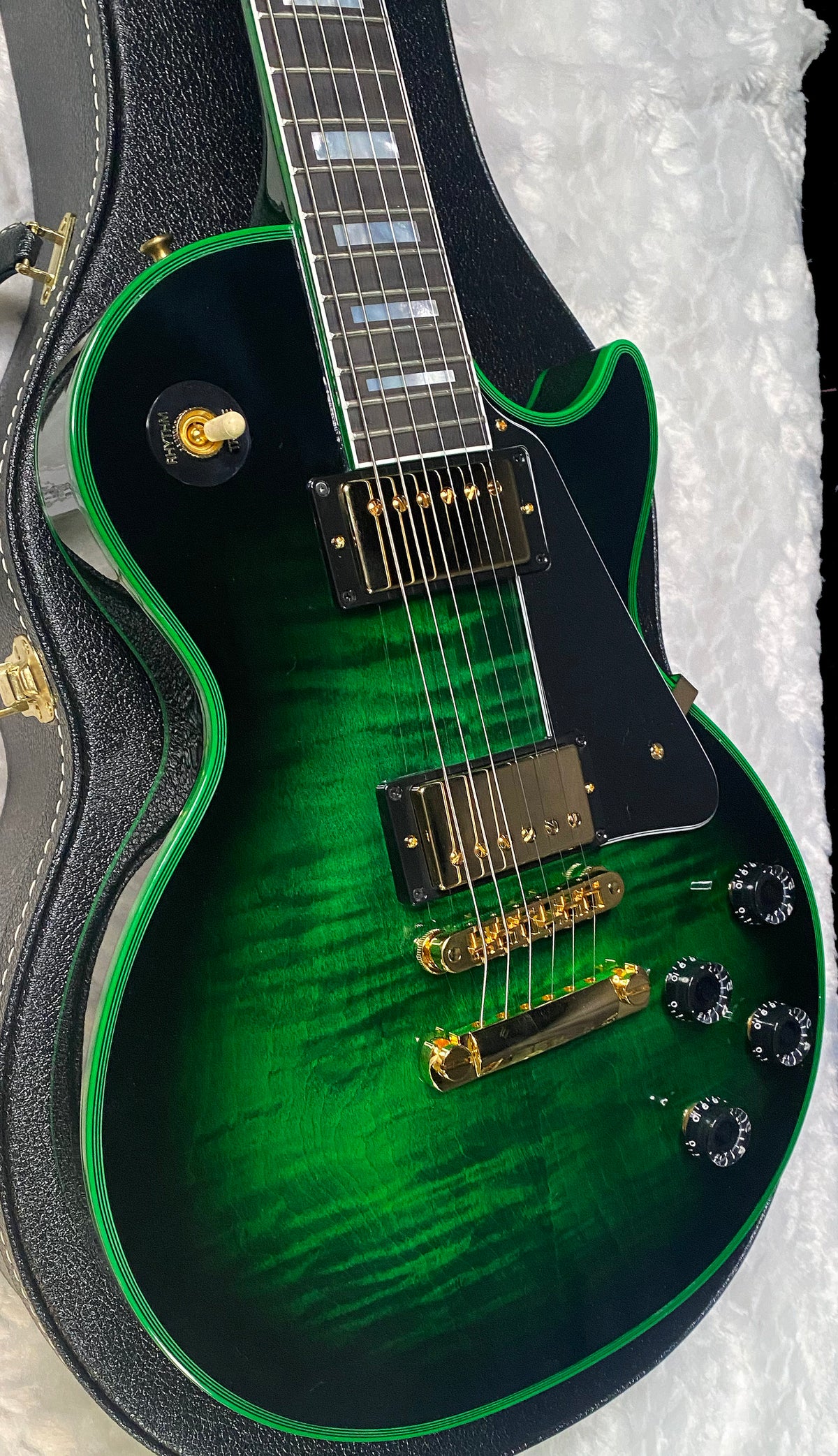 NEW! Gibson Dealer Select Custom Shop Les Paul Custom Green Widow AAA Figured Flame Top - Authorized Dealer - 9.7 lbs - G07919