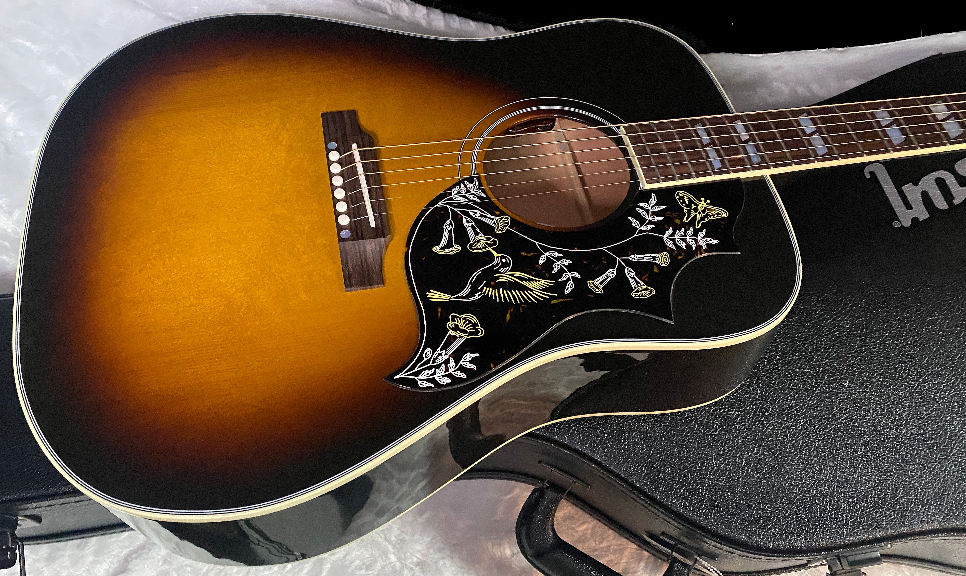 NEW ! Gibson Hummingbird Standard - Vintage Sunburst - Acoustic Electric - Authorized Dealer - 4.8lbs - G07197