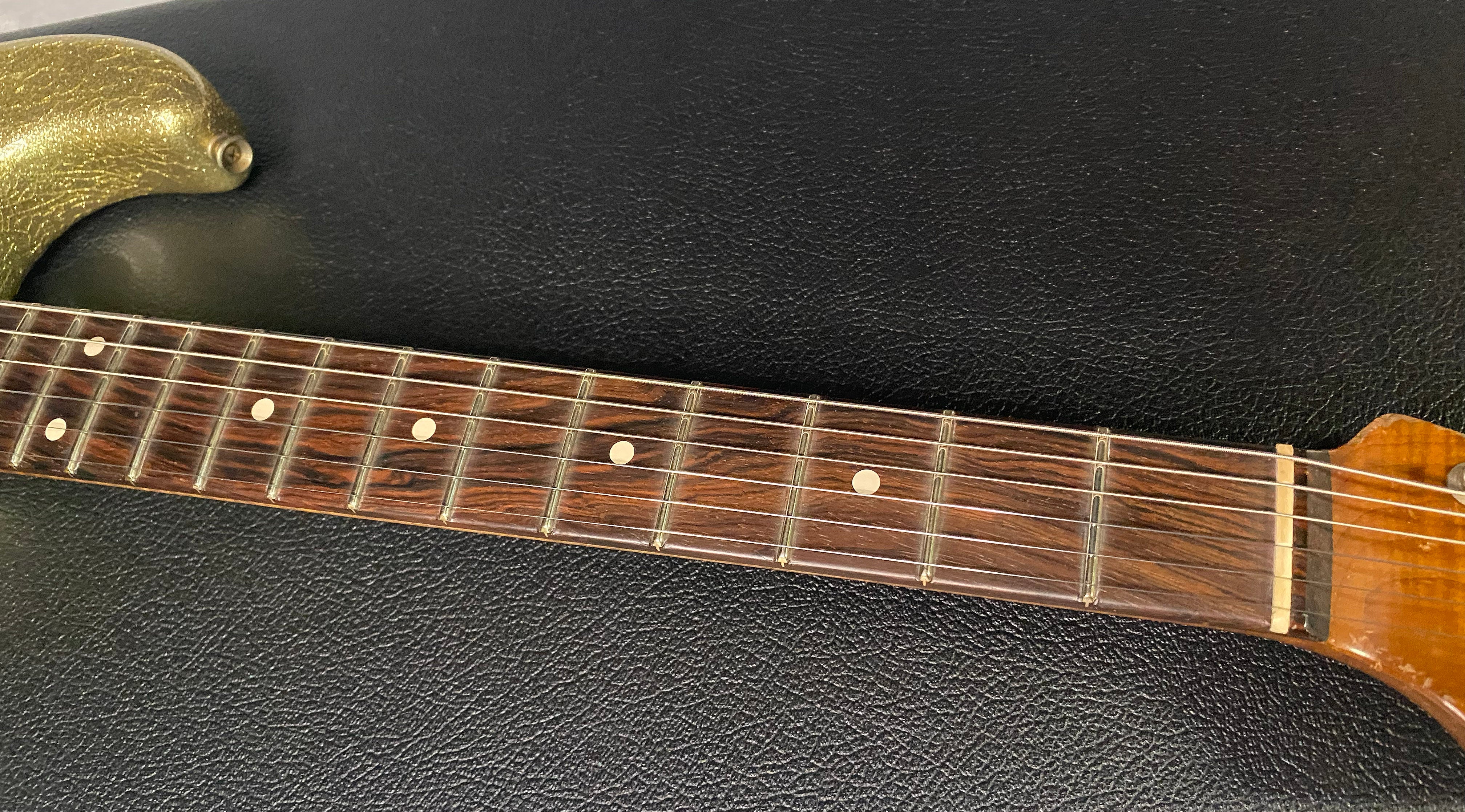 NEW! Fender 59 Stratocaster Custom Shop Relic Masterbuilt Dennis Galuska Brazilian Fretboard - Gold Sparkle - 7.5lbs - Authorized Dealer - G03177