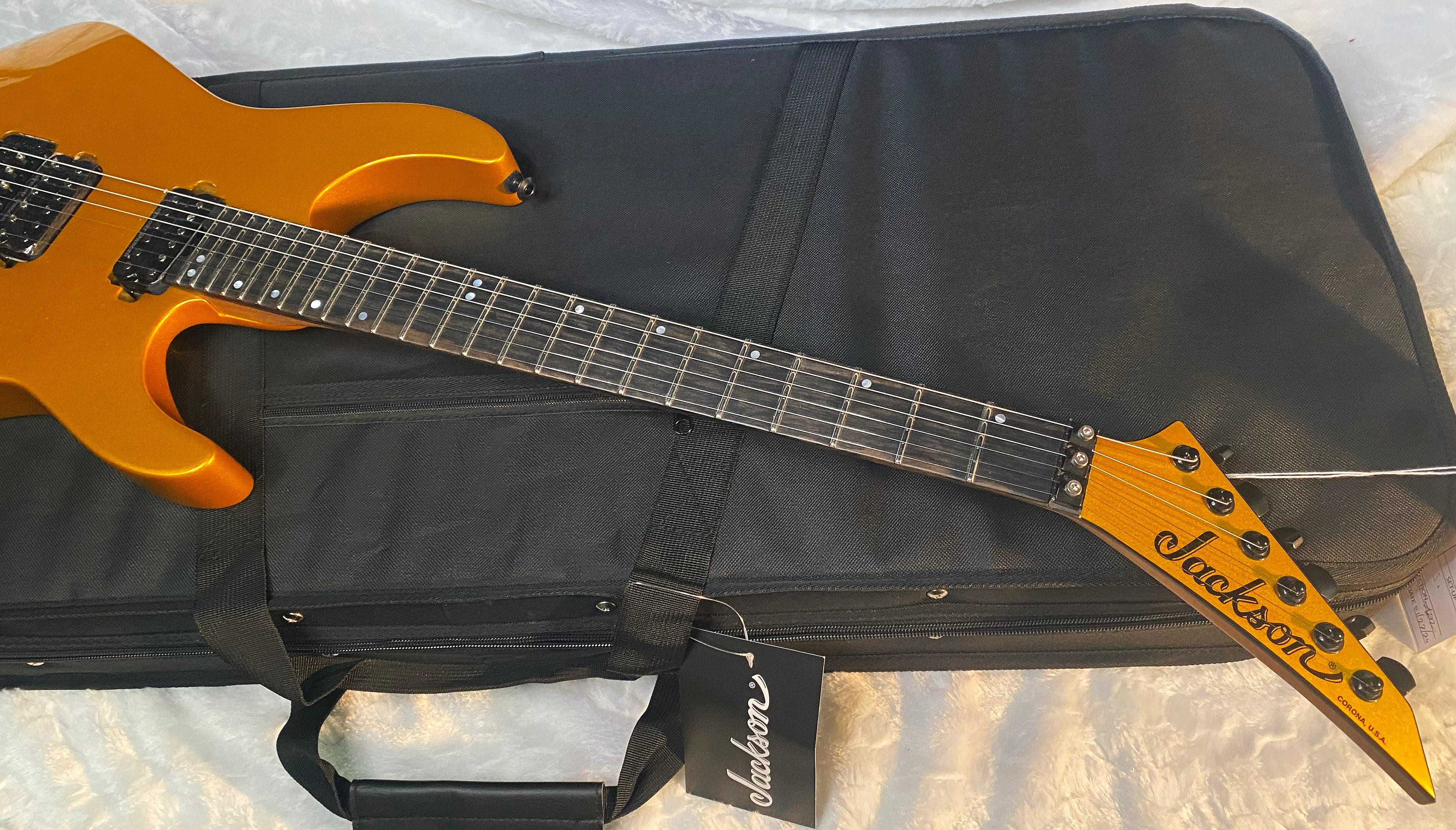 NEW ! Jackson American Series Virtuoso Special Order Gold Rush Finish - Authorized Dealer - G6581