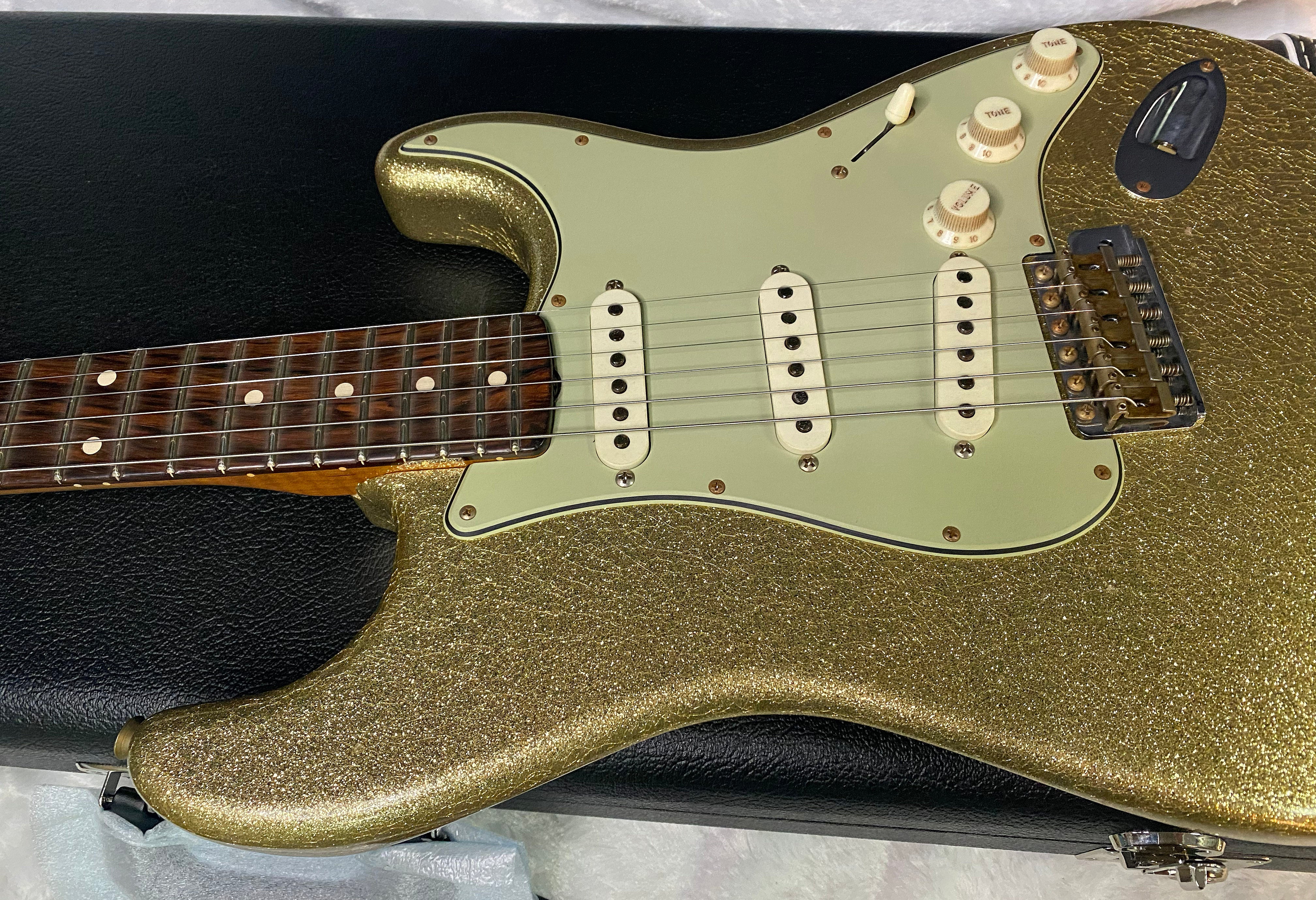 NEW! Fender 59 Stratocaster Custom Shop Relic Masterbuilt Dennis Galuska Brazilian Fretboard - Gold Sparkle - 7.5lbs - Authorized Dealer - G03177