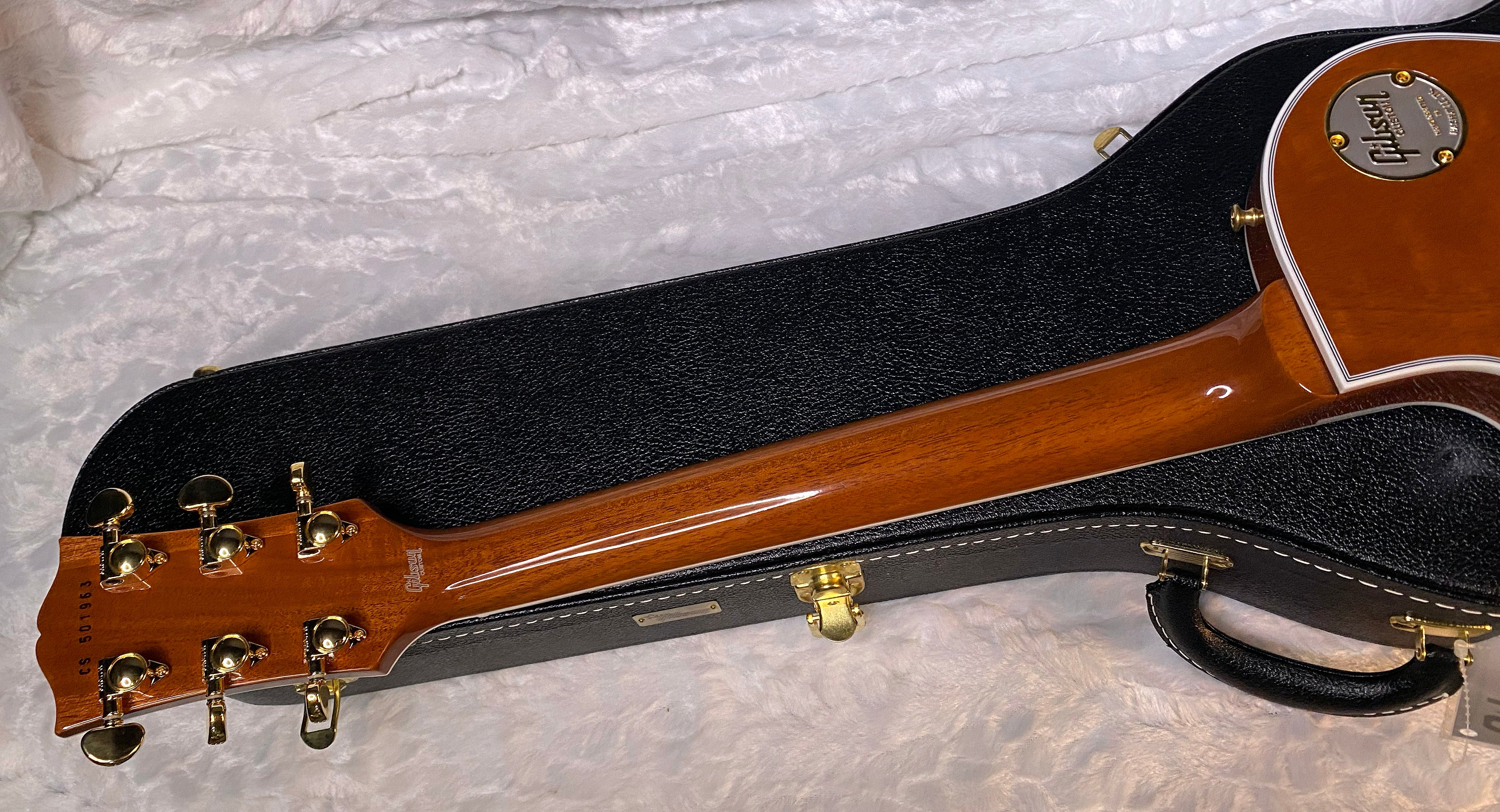 NEW! Gibson Dealer Select Custom Shop Les Paul Custom AAA Figured Top - Transparent Pink - Authorized Dealer - WOW! 8.8 lbs - G05750