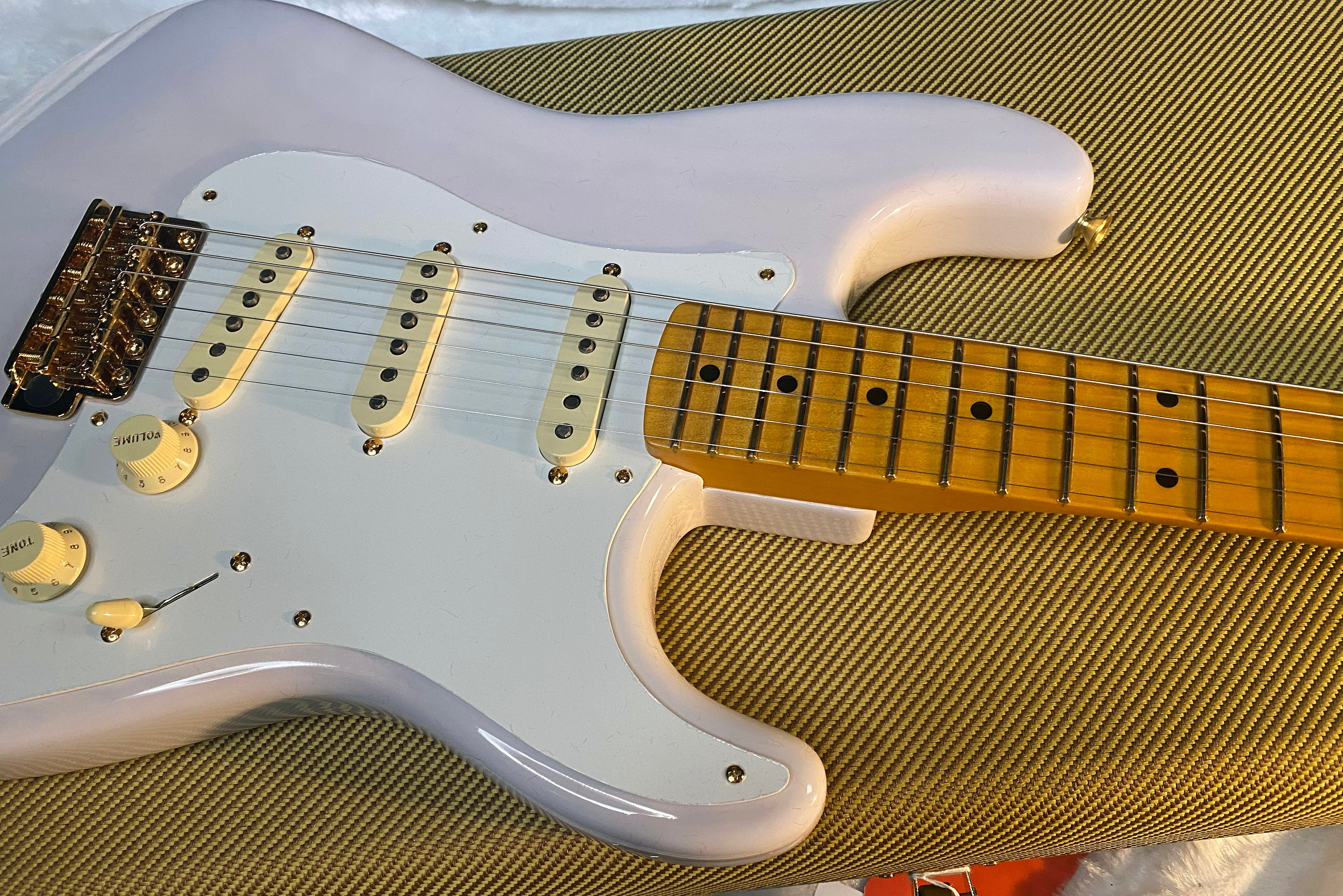NEW! Fender American Vintage II 1957 Stratocaster - White Blonde Ash - AAA Flamed Maple Neck - Gold Hardware - Authorized Dealer - 8.1lbs - G06569