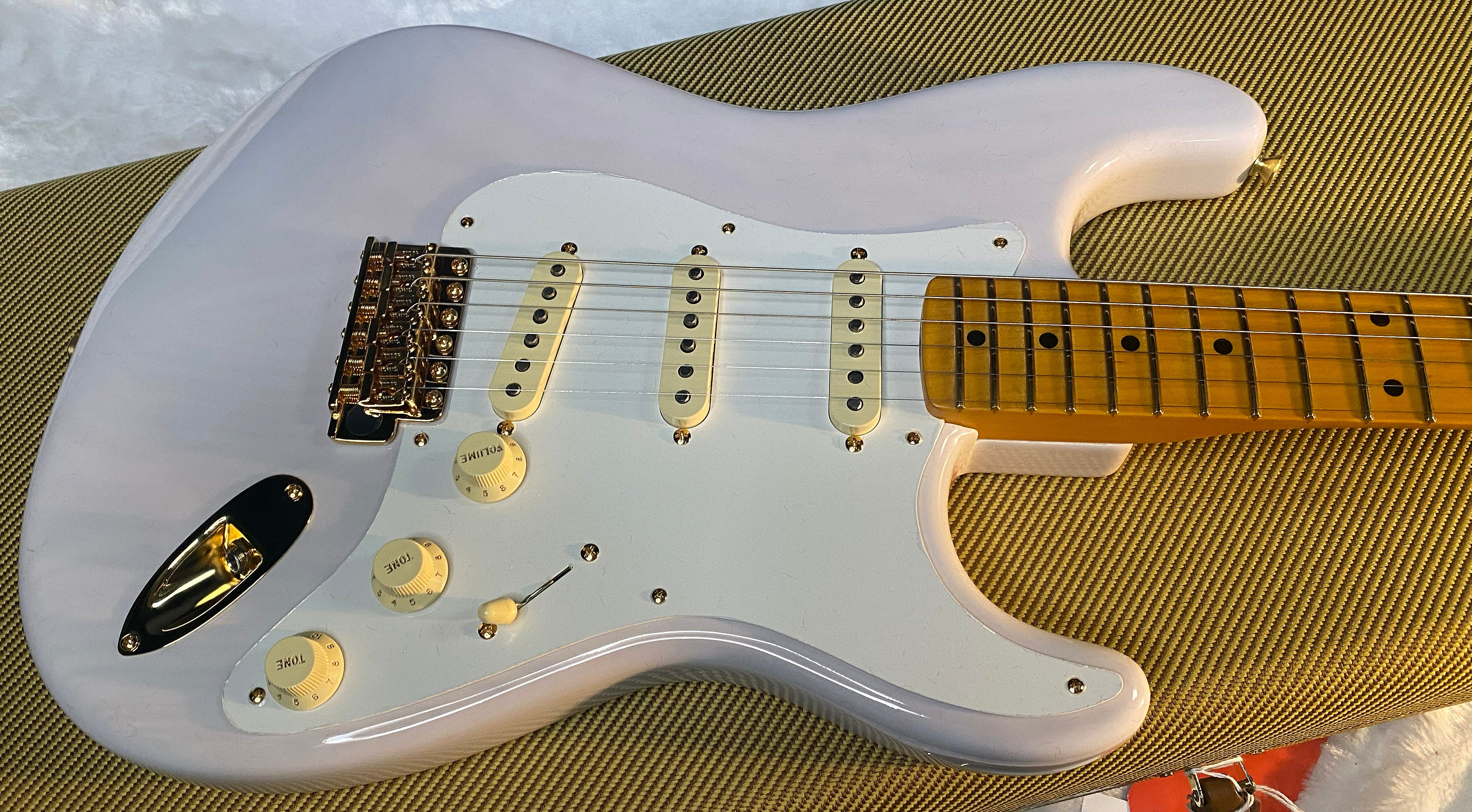 NEW! Fender American Vintage II 1957 Stratocaster - White Blonde Ash - AAA Flamed Maple Neck - Gold Hardware - Authorized Dealer - 8.1lbs - G06569