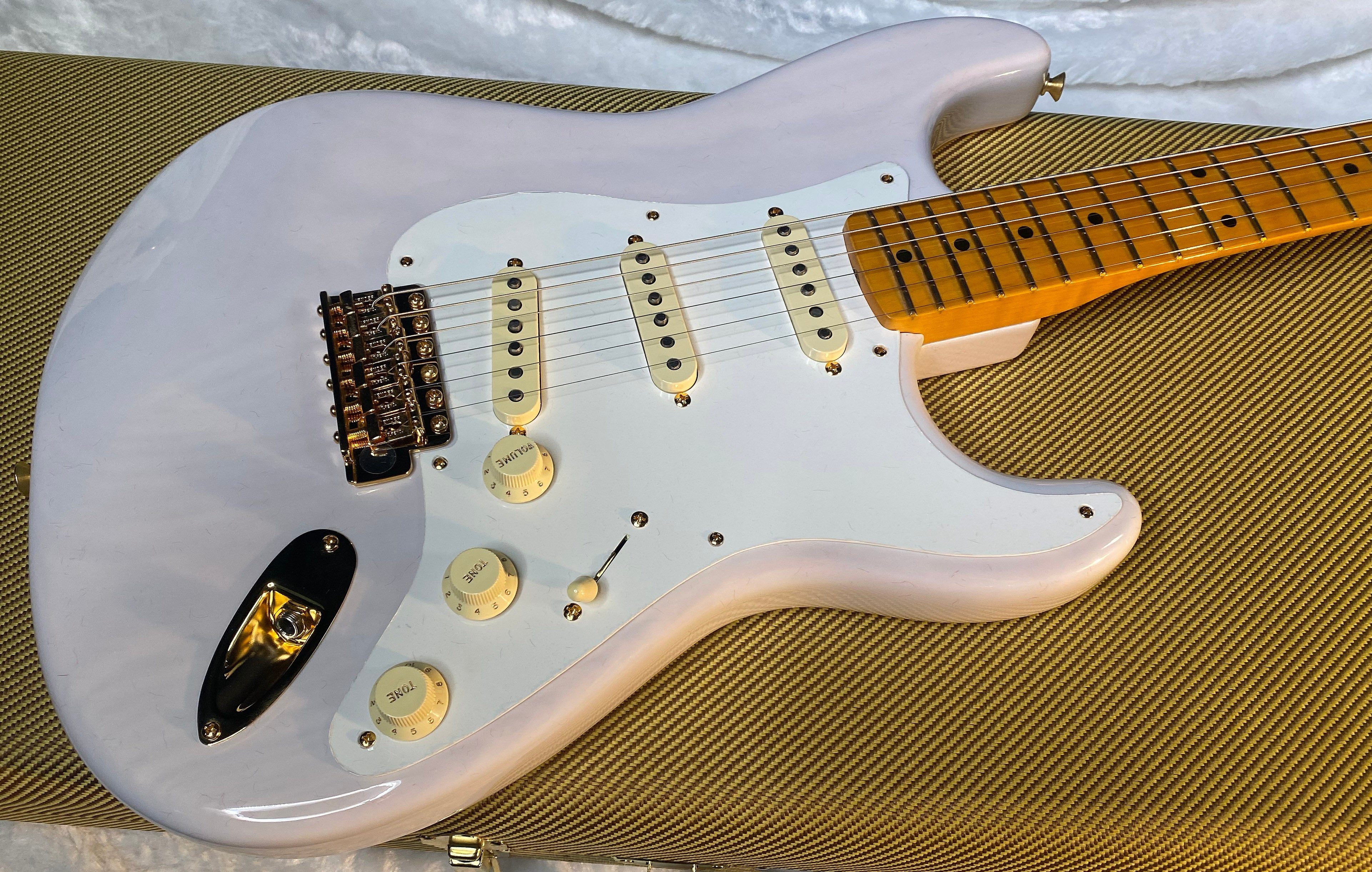 NEW! Fender American Vintage II 1957 Stratocaster - White Blonde Ash - AAA Flamed Maple Neck - Gold Hardware - Authorized Dealer - 8.1lbs - G06569