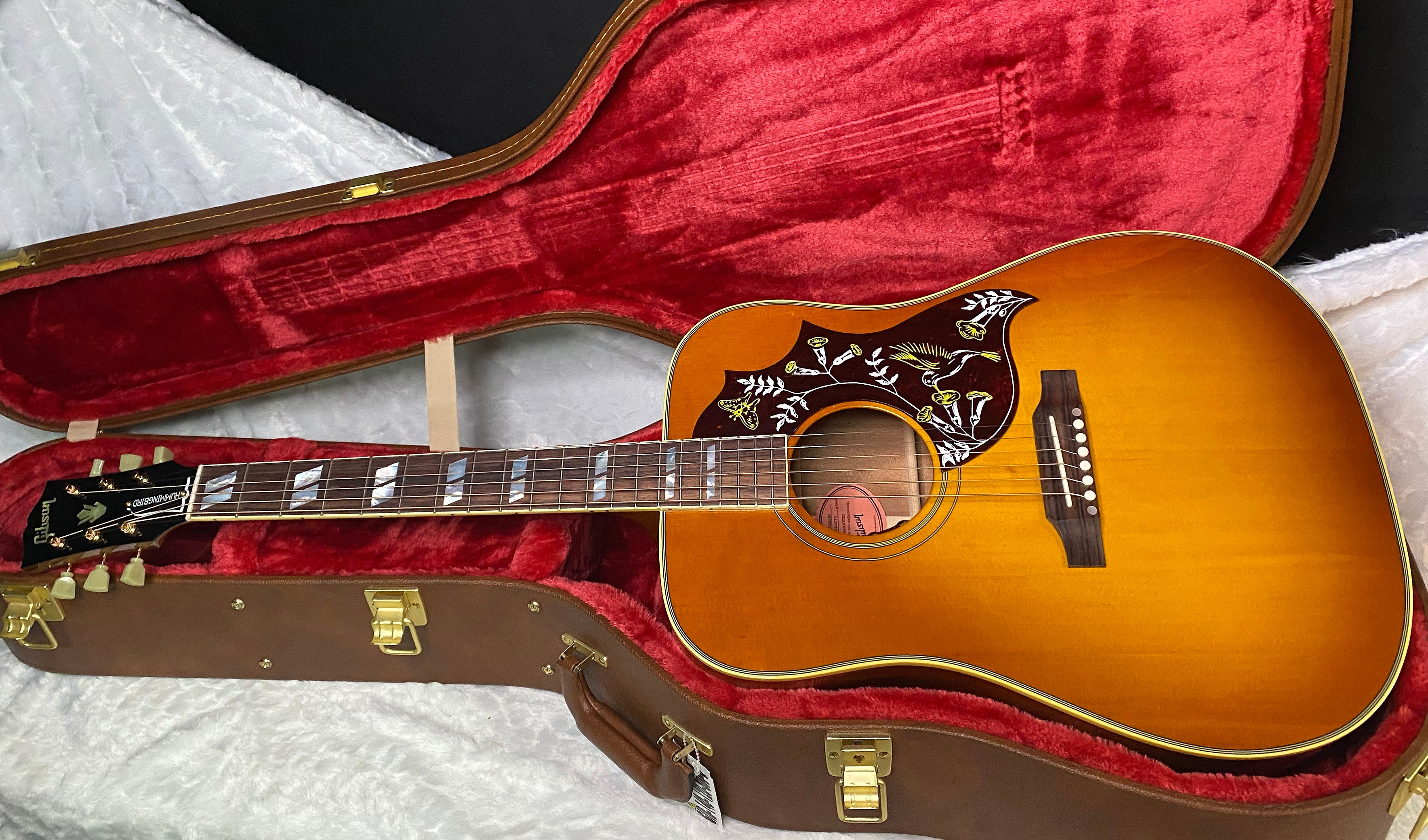 NEW! Gibson Hummingbird Original Heritage Cherry Sunburst 4.3 lbs - Authorized Dealer! G07191