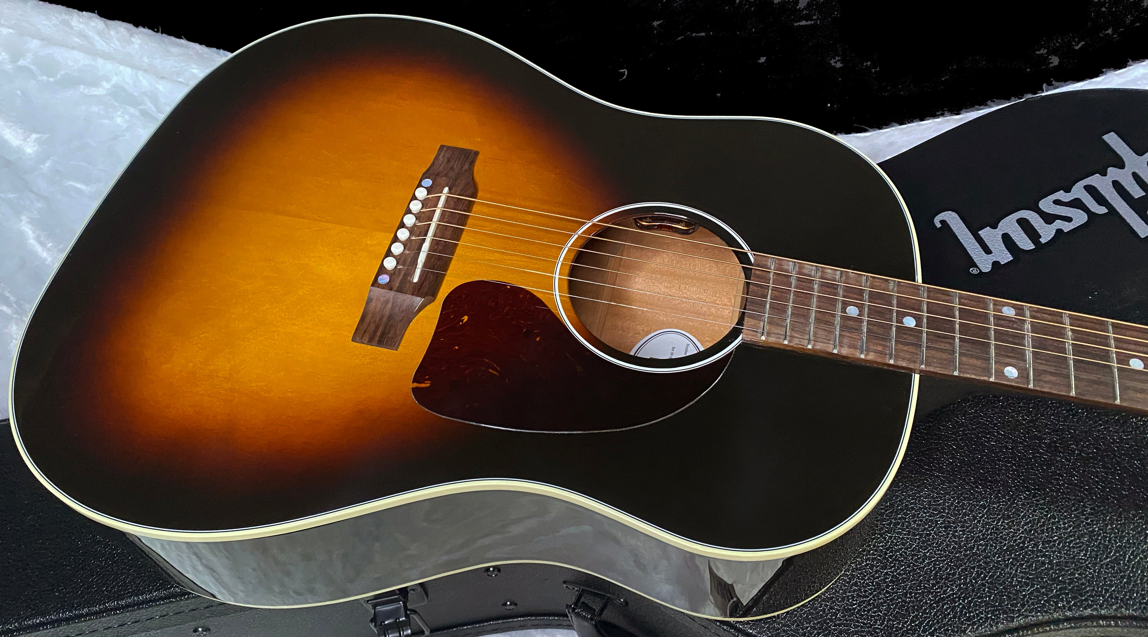 NEW! Gibson J-45 Standard Acoustic Electric Guitar - Vintage Sunburst - Authorized Dealer - 4.55lbs - G07188