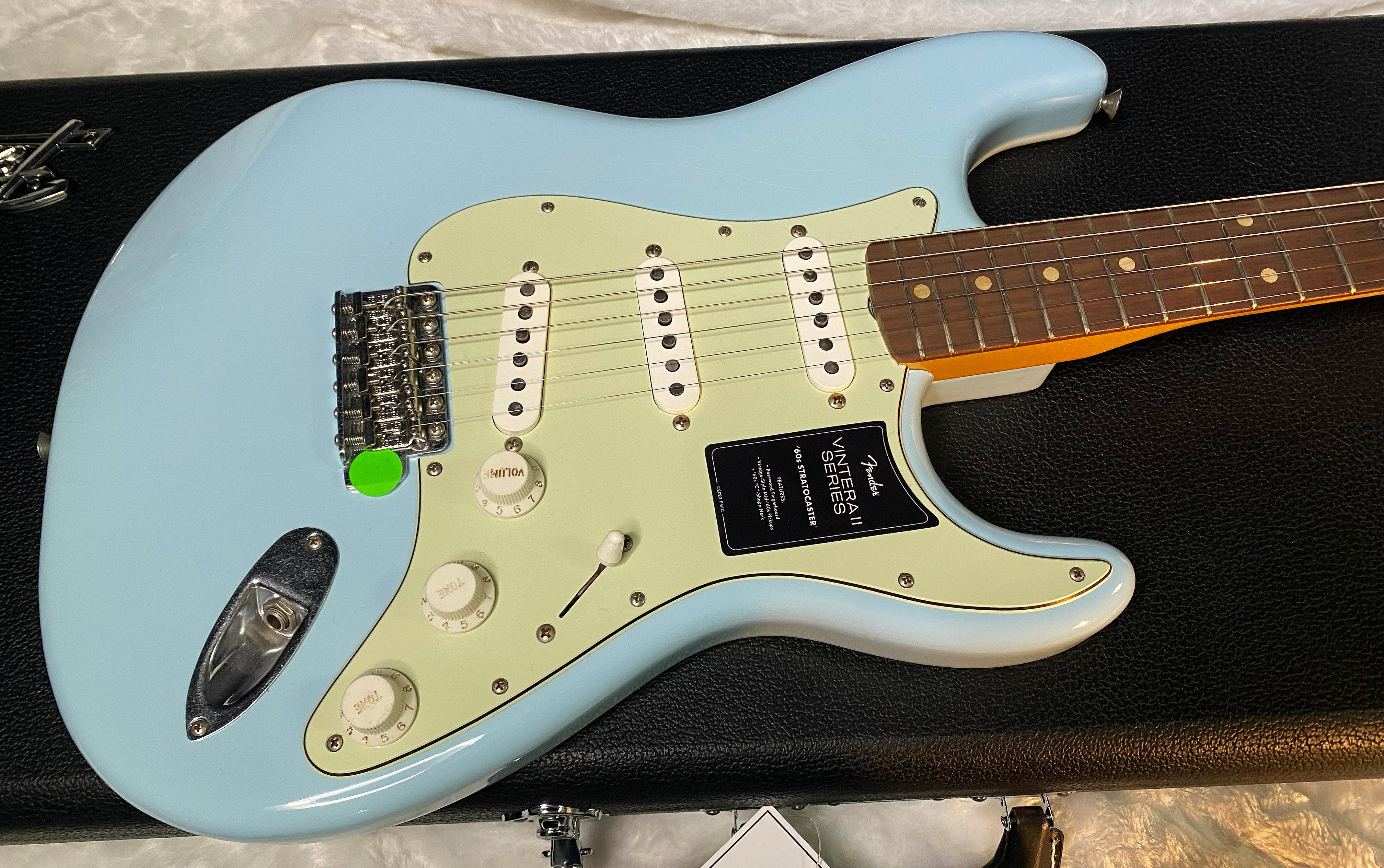 NEW! Fender Limited Edition Vintera II Road Worn '60s Stratocaster - Sonic Blue - 7.5lbs - Authorized Dealer - RARE! G06570