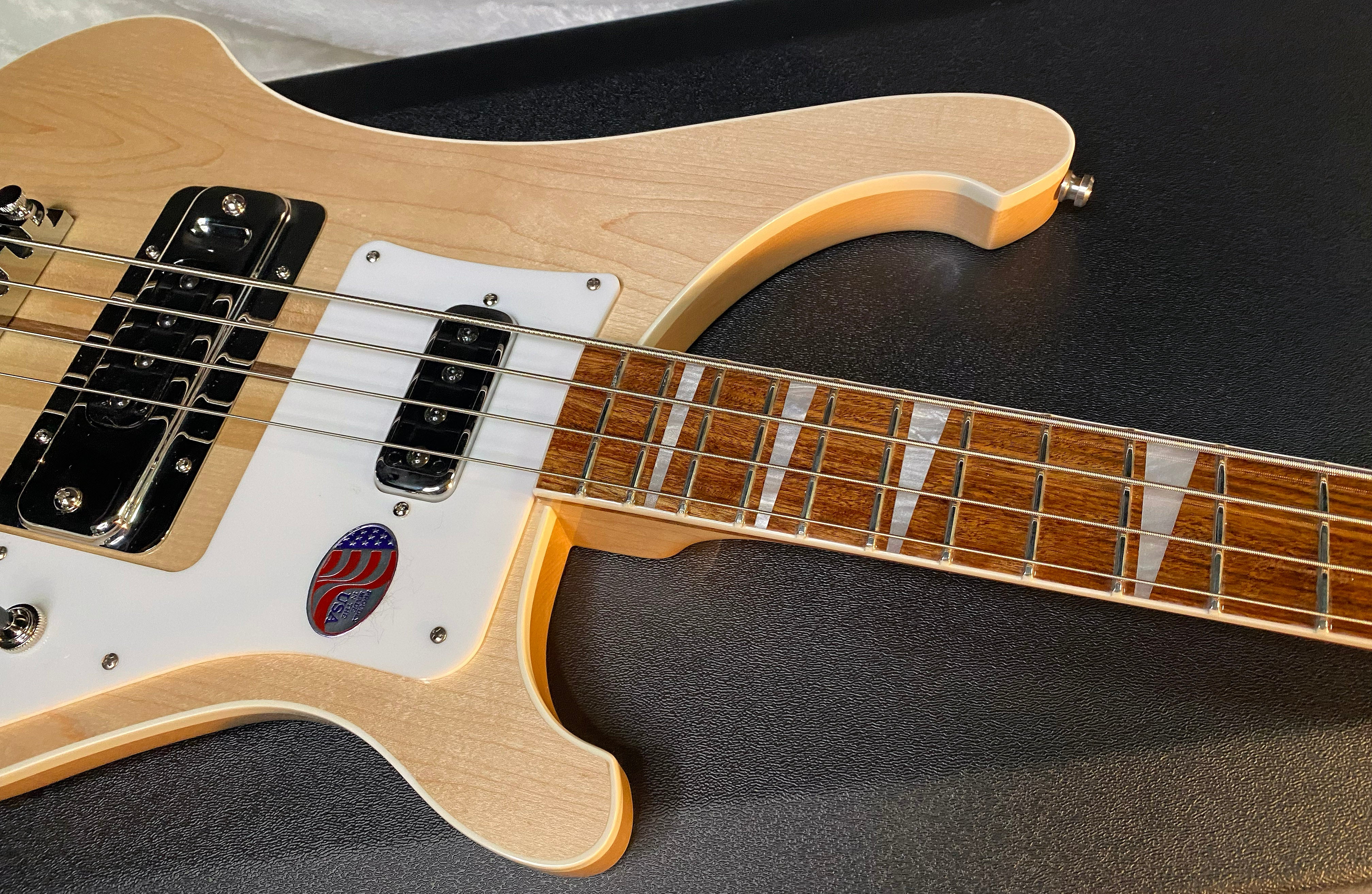 NEW! Rickenbacker 4003 Mapleglo Maple Glo MG - 4-String Bass - Authorized Dealer - 9.45 lbs - G06591