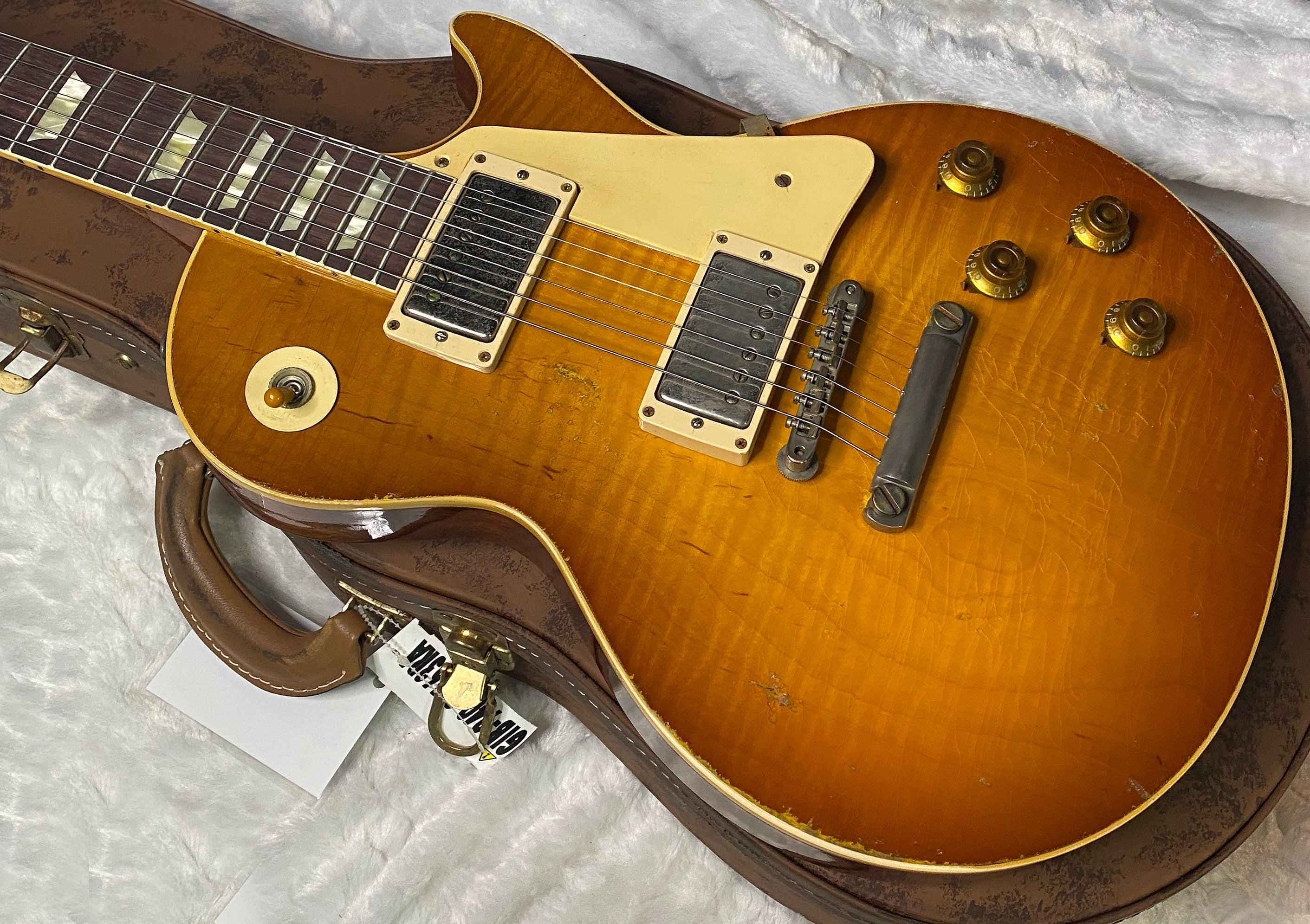 NEW! Gibson Custom 1959 Les Paul Standard Mismatched Top Electric Guitar - Gold Poppy Burst, Heavy Aged - Only 8.1lbs - G07185