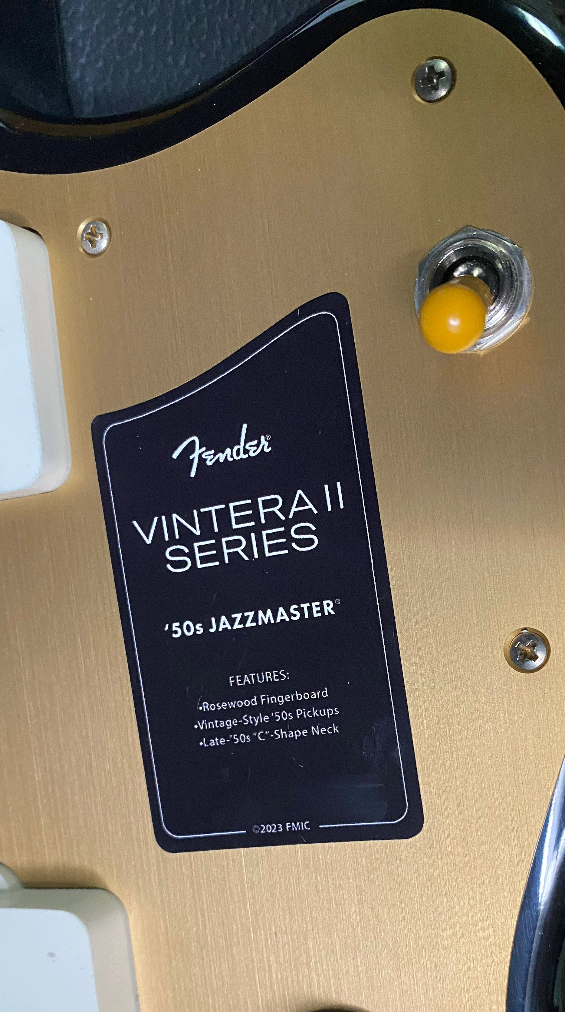 NEW! Fender Limited Edition Vintera II Road Worn '50s Jazzmaster - 3-Color Sunburst - Authorized Dealer - 7.5lbs - G06593