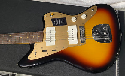 NEW! Fender Limited Edition Vintera II Road Worn '50s Jazzmaster - 3-Color Sunburst - Authorized Dealer - 7.5lbs - G06593