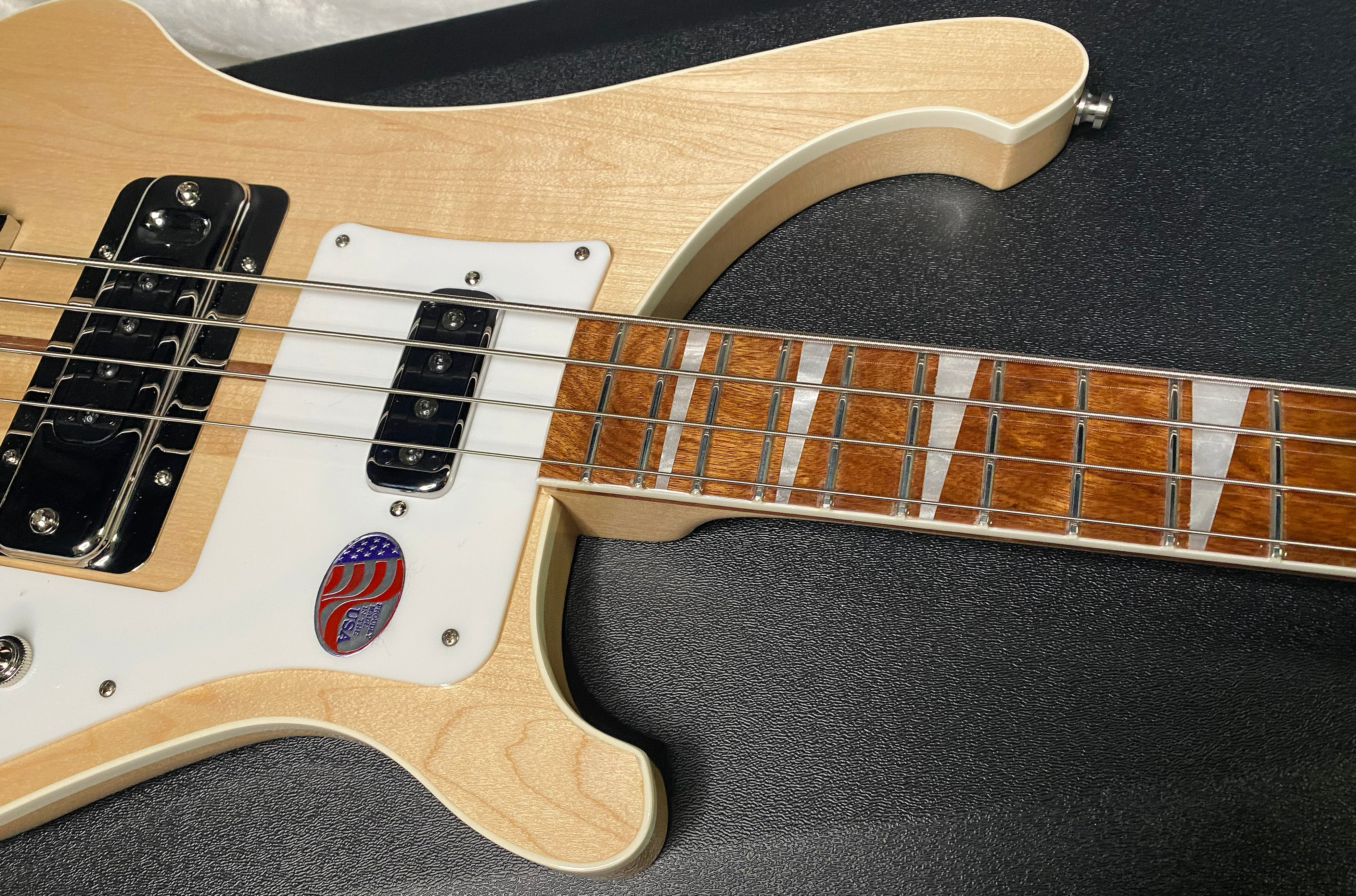 NEW! Rickenbacker 4003 Mapleglo Maple Glo MG - 4-String Bass - Authorized Dealer - 9.5 lbs - G06590