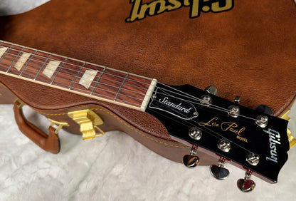 NEW ! Gibson Les Paul Standard '60s - Beautiful AAA Flame - Factory Sunburst (custom shop finish) - Bizarre Guitar Limited Edition - 9 lbs - Authorized Dealer - G07929