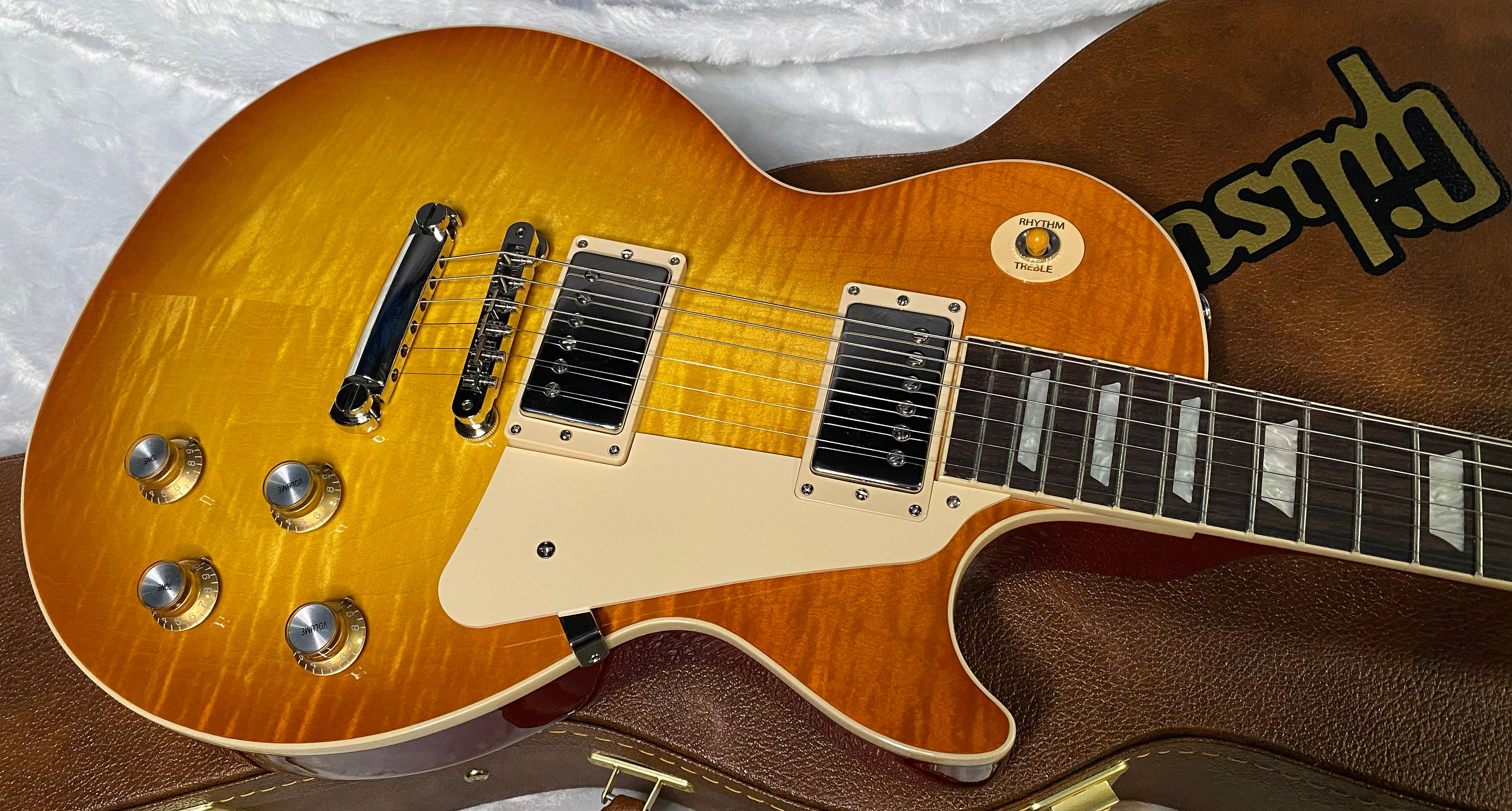 NEW ! Gibson Les Paul 60's Standard Unburst - Authorized Dealer - Flame Maple Top - 9.7lbs - G07187