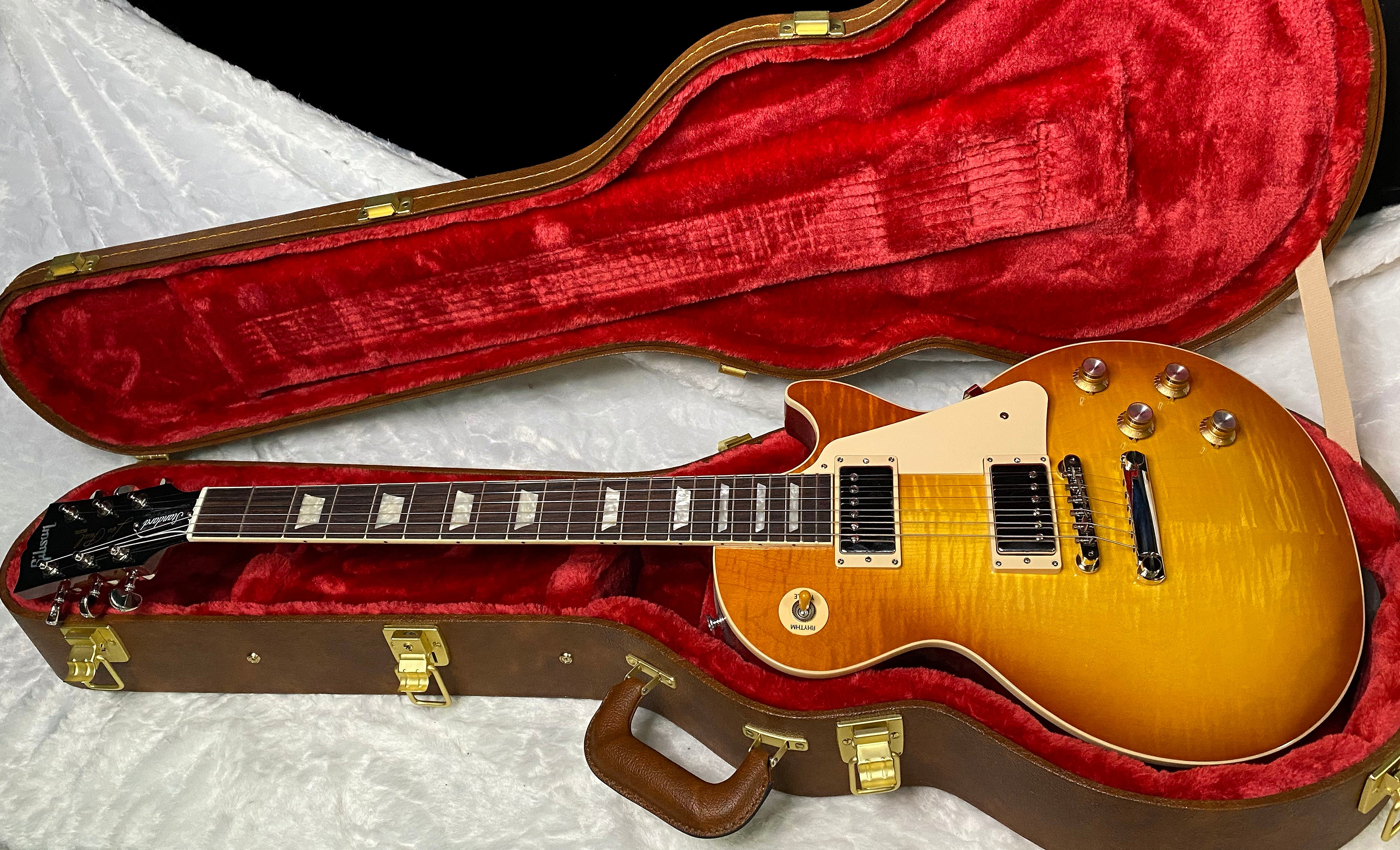NEW ! Gibson Les Paul 60's Standard Unburst - Authorized Dealer - Flame Maple Top - 9.7lbs - G07187