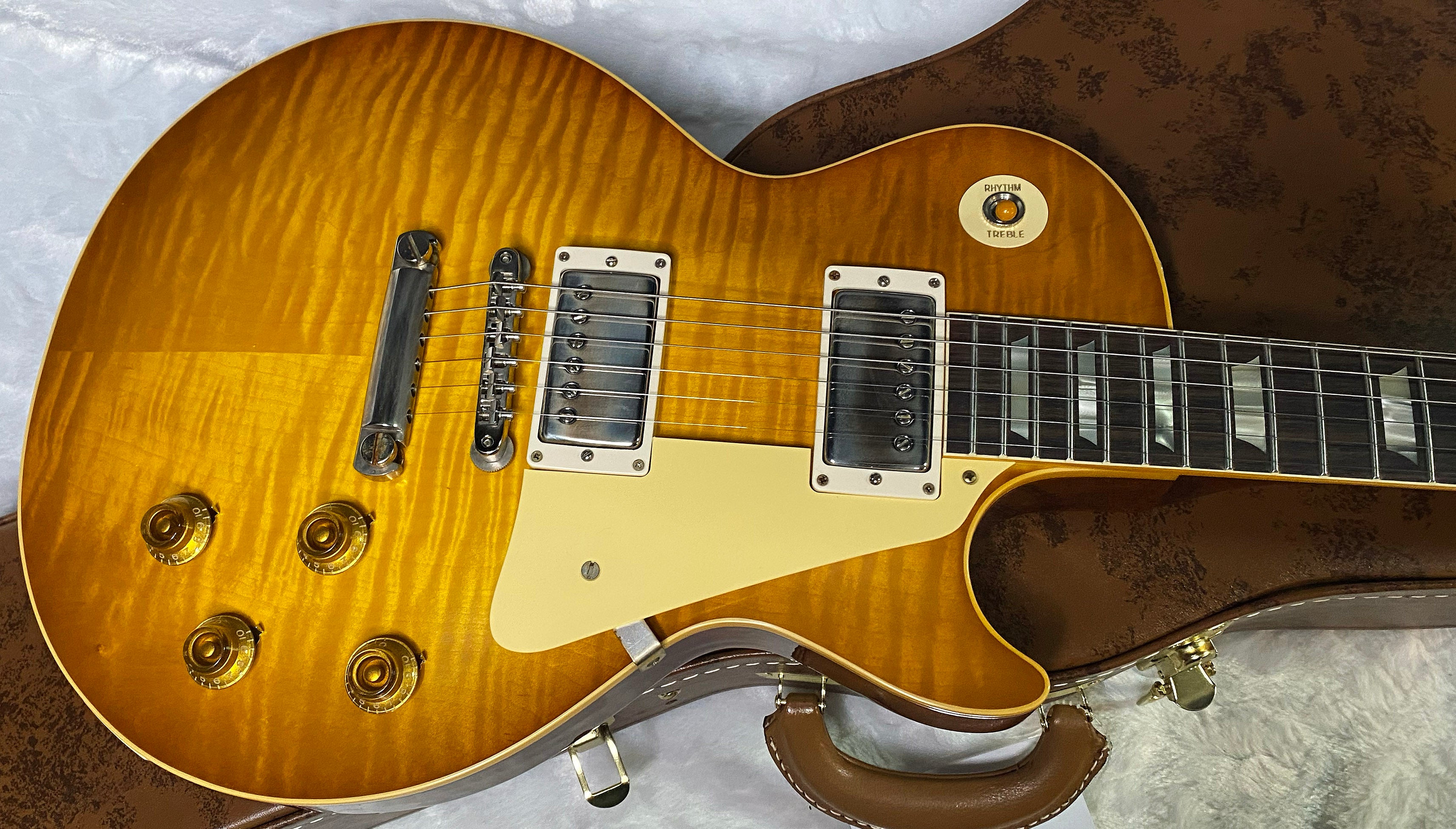 NEW ! Gibson Custom Shop 1959 Les Paul - Golden Poppy Burst - Authorized Dealer - Hand Picked Curly Maple Flame Top - VOS - 8.6 lbs - G07179