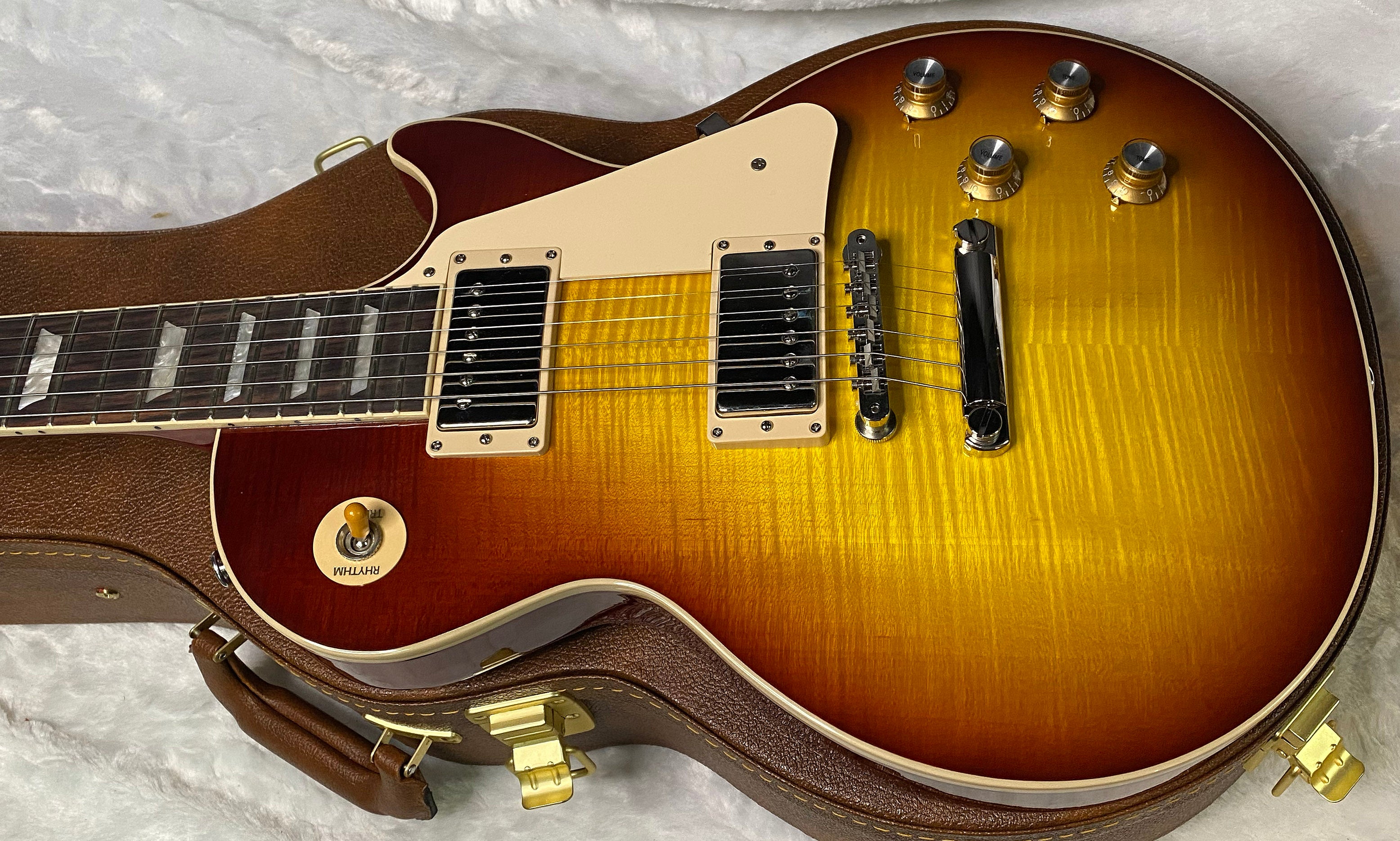 NEW! Gibson Les Paul 60's Standard Iced Tea - Authorized Dealer - Beautiful Flame Maple Top - ONLY 8.6 lbs!! - G07171