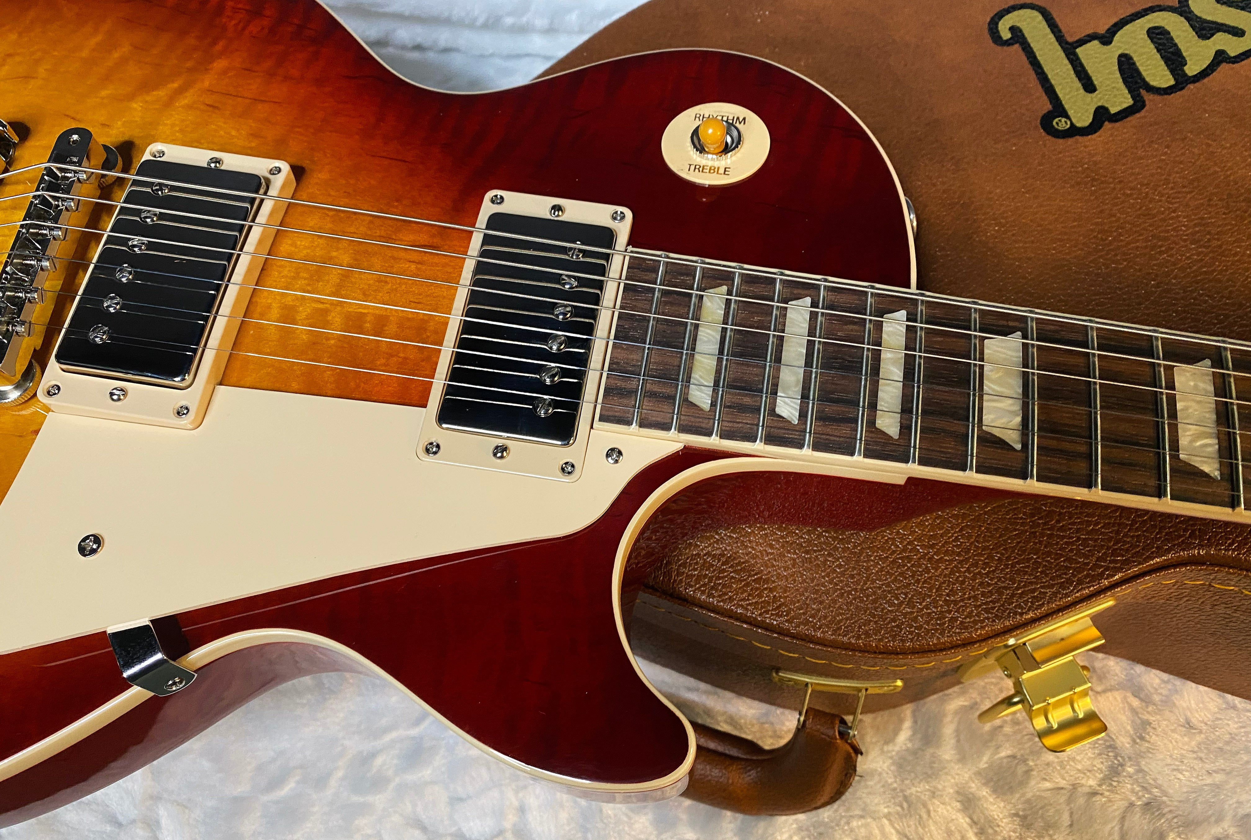 NEW! Gibson Les Paul Standard '60s Bourbon Burst - Authorized Dealer - 9.2 lbs - G05803