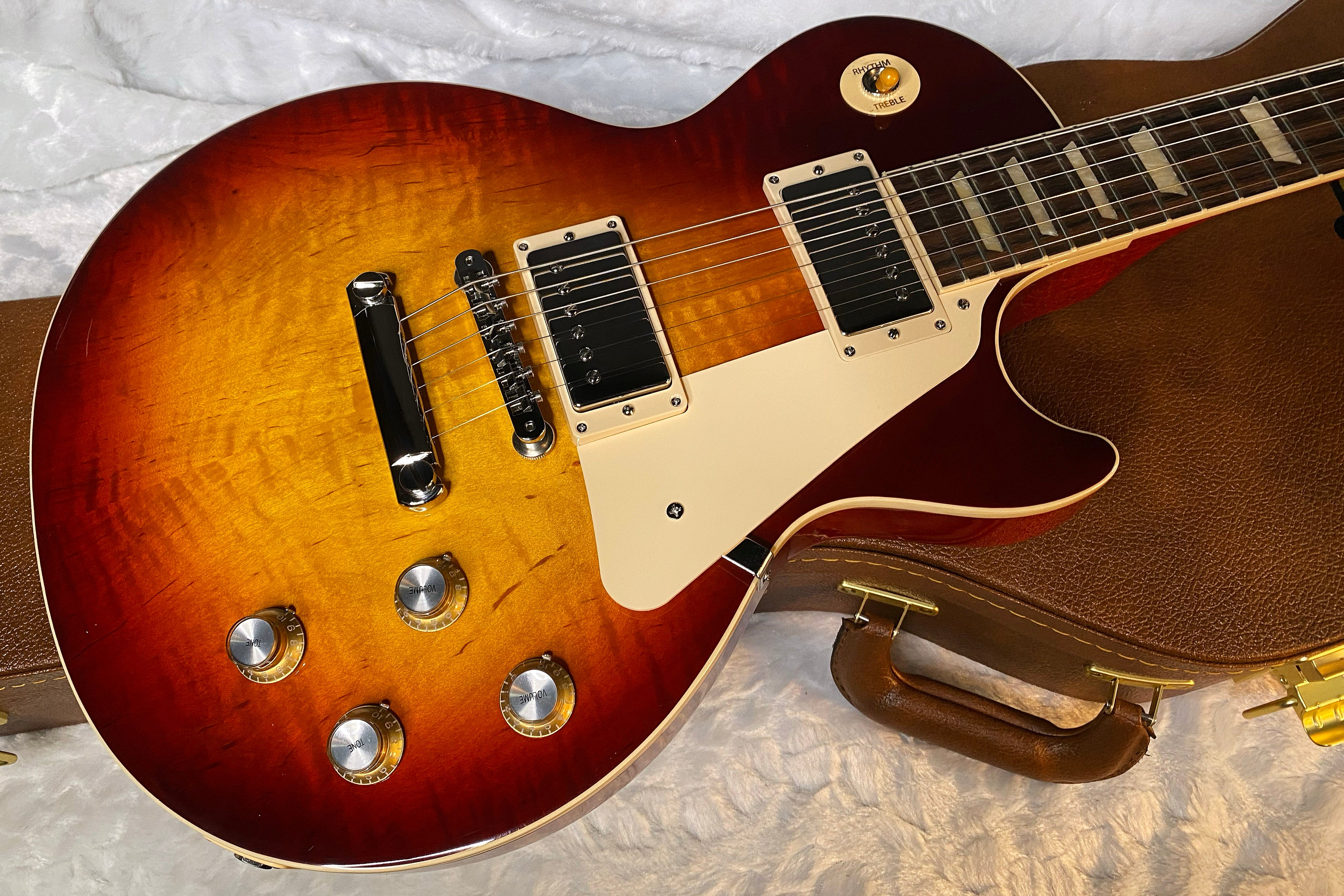 NEW! Gibson Les Paul Standard '60s Bourbon Burst - Authorized Dealer - 9.2 lbs - G05803