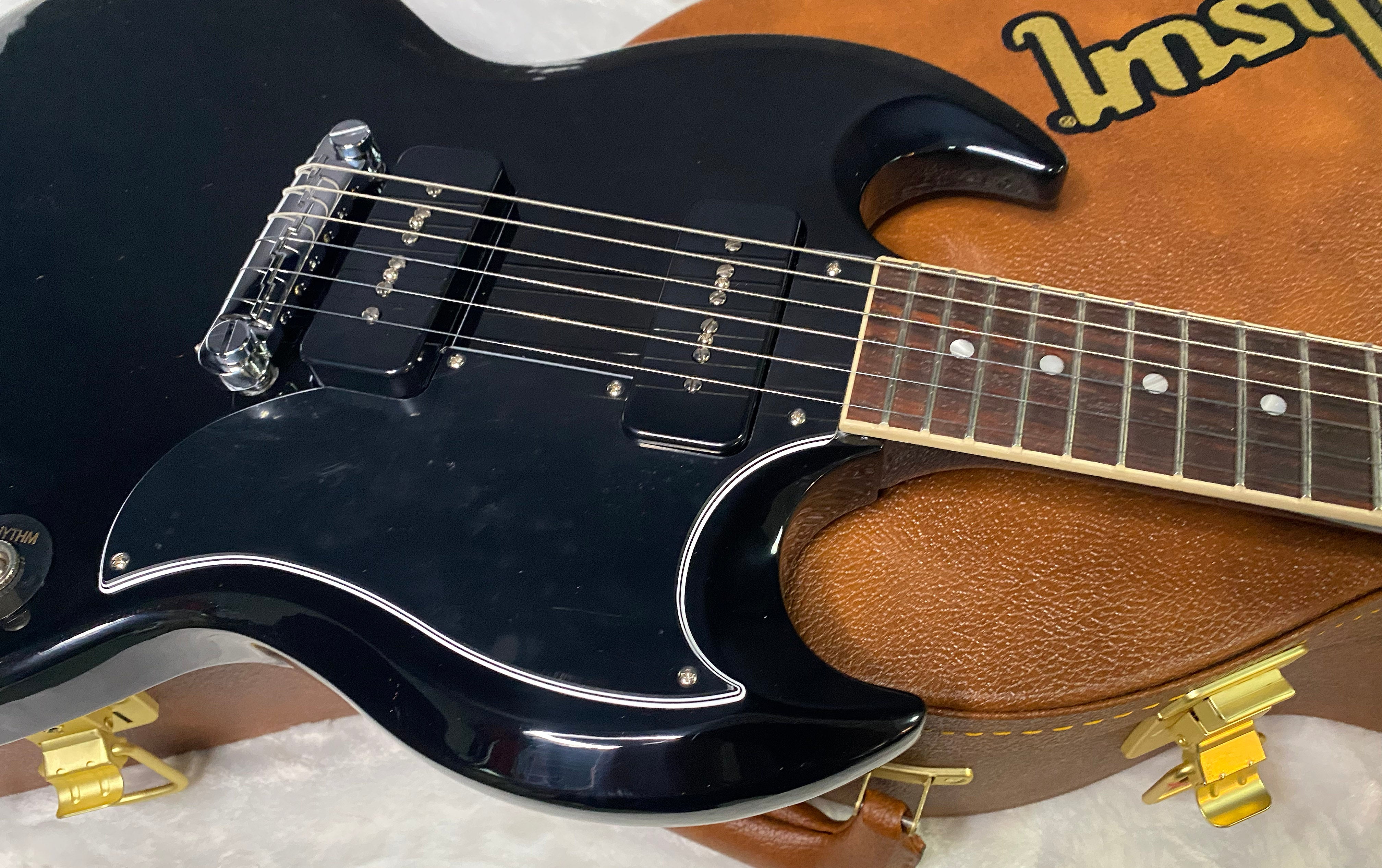NEW! Gibson SG Special - Ebony Finish - Only 6.2 lbs - Authorized Dealer - P-90's - G07172