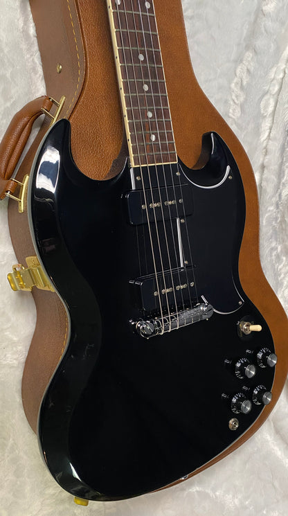 NEW! Gibson SG Special - Ebony Finish - Only 6.2 lbs - Authorized Dealer - P-90's - G07172