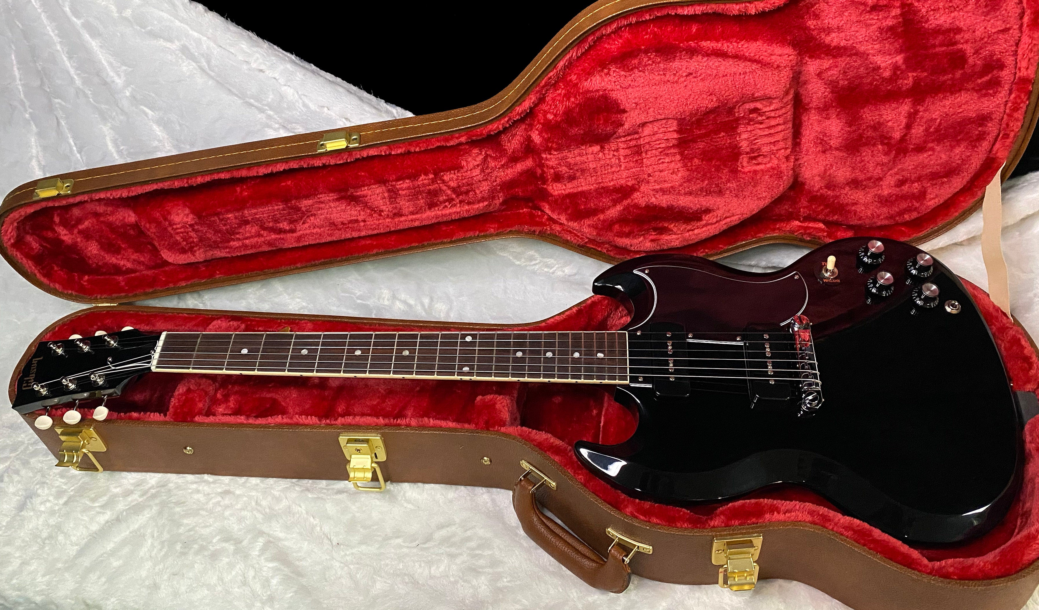 NEW! Gibson SG Special - Ebony Finish - Only 6.2 lbs - Authorized Dealer - P-90's - G07172
