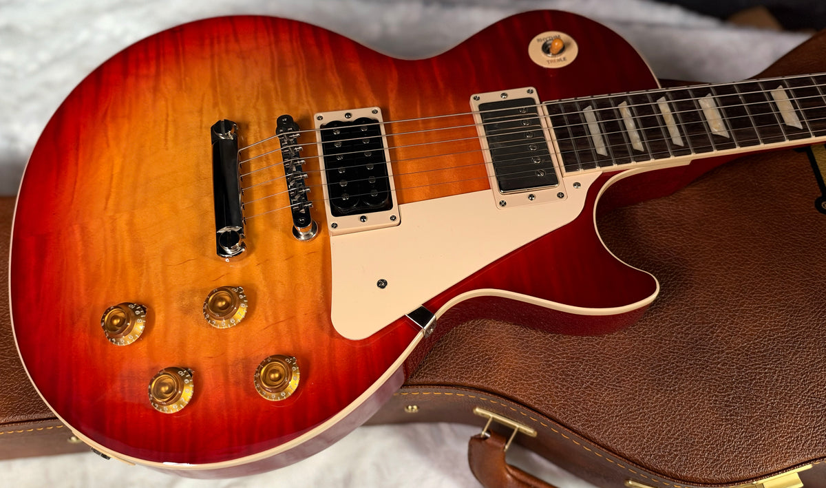 NEW ! Gibson Les Paul Standard '50s - AAA Flame - Factory Sunburst (custom shop finish) - Bizarre Guitar Limited Edition - 9 lbs - Authorized Dealer - G07933