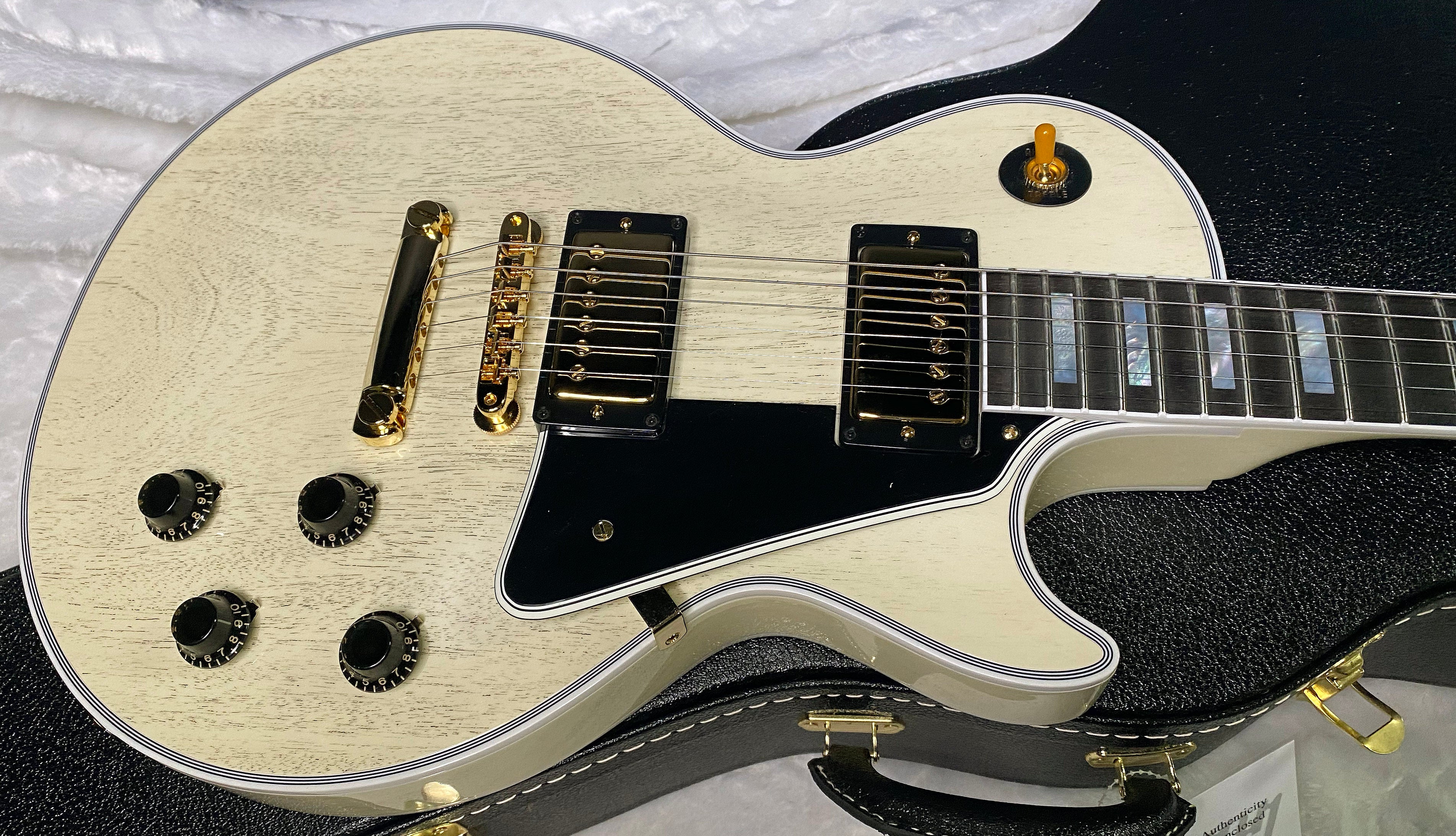 NEW! Gibson Les Paul Custom 1957 Reissue VOS - Custom Ordered in TV White - Custom Shop - ONLY 8.25 lbs - Authorized Dealer - G06598