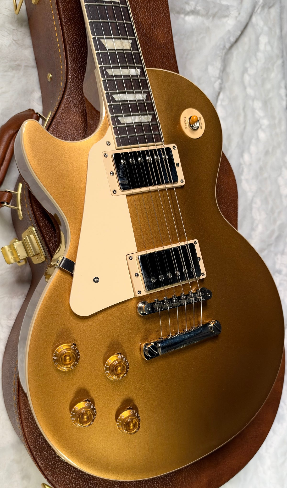 NEW ! Gibson Les Paul 50's Standard Gold Top - Left Handed - Authorized Dealer - Only 9.7lbs - G08008