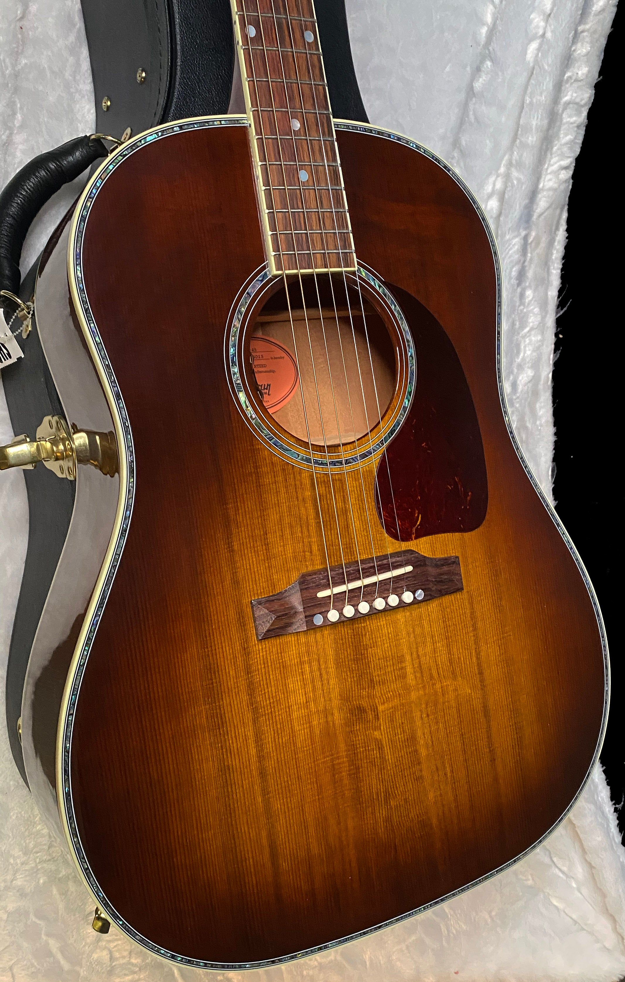 NEW! Gibson Acoustic J-45 Anniversary Limited Edition Acoustic-Electric Guitar - Custom Shop - Cremona Burst - 4.35lbs - Authorized Dealer - G07199