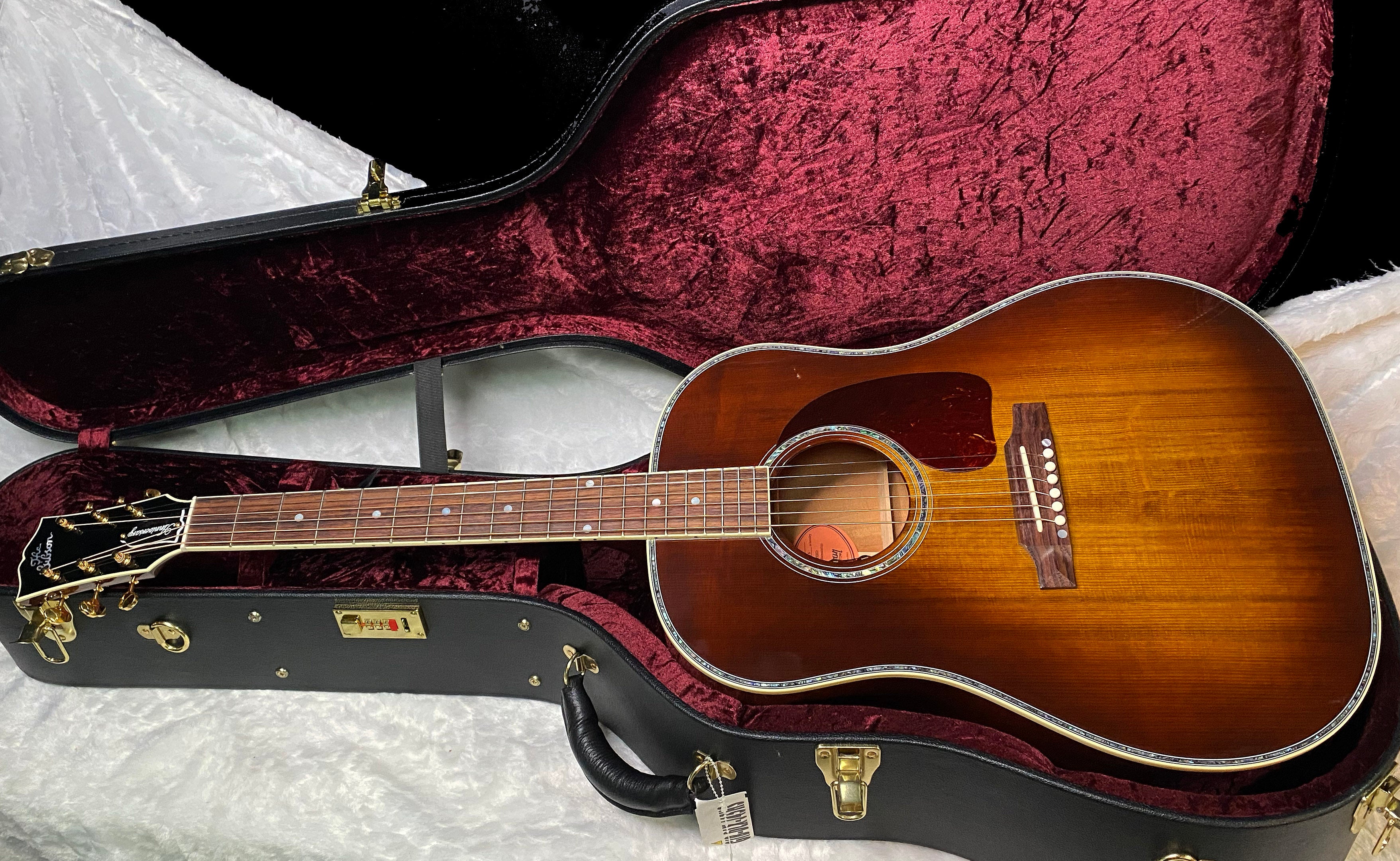 NEW! Gibson Acoustic J-45 Anniversary Limited Edition Acoustic-Electric Guitar - Custom Shop - Cremona Burst - 4.35lbs - Authorized Dealer - G07199