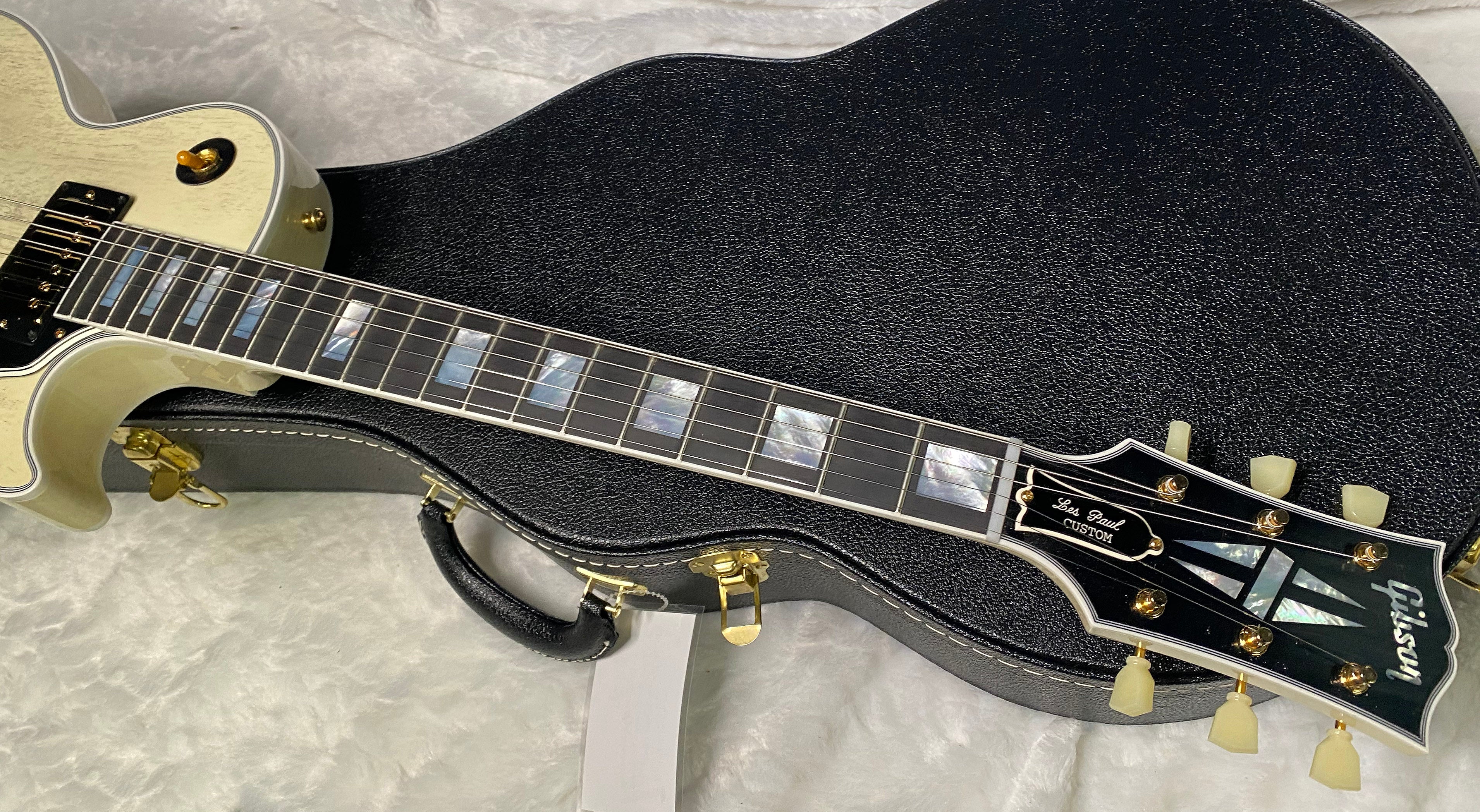 NEW! Gibson Les Paul Custom 1957 Reissue VOS - Custom Ordered in TV White - Custom Shop - ONLY 8.8 lbs - Authorized Dealer - G06610