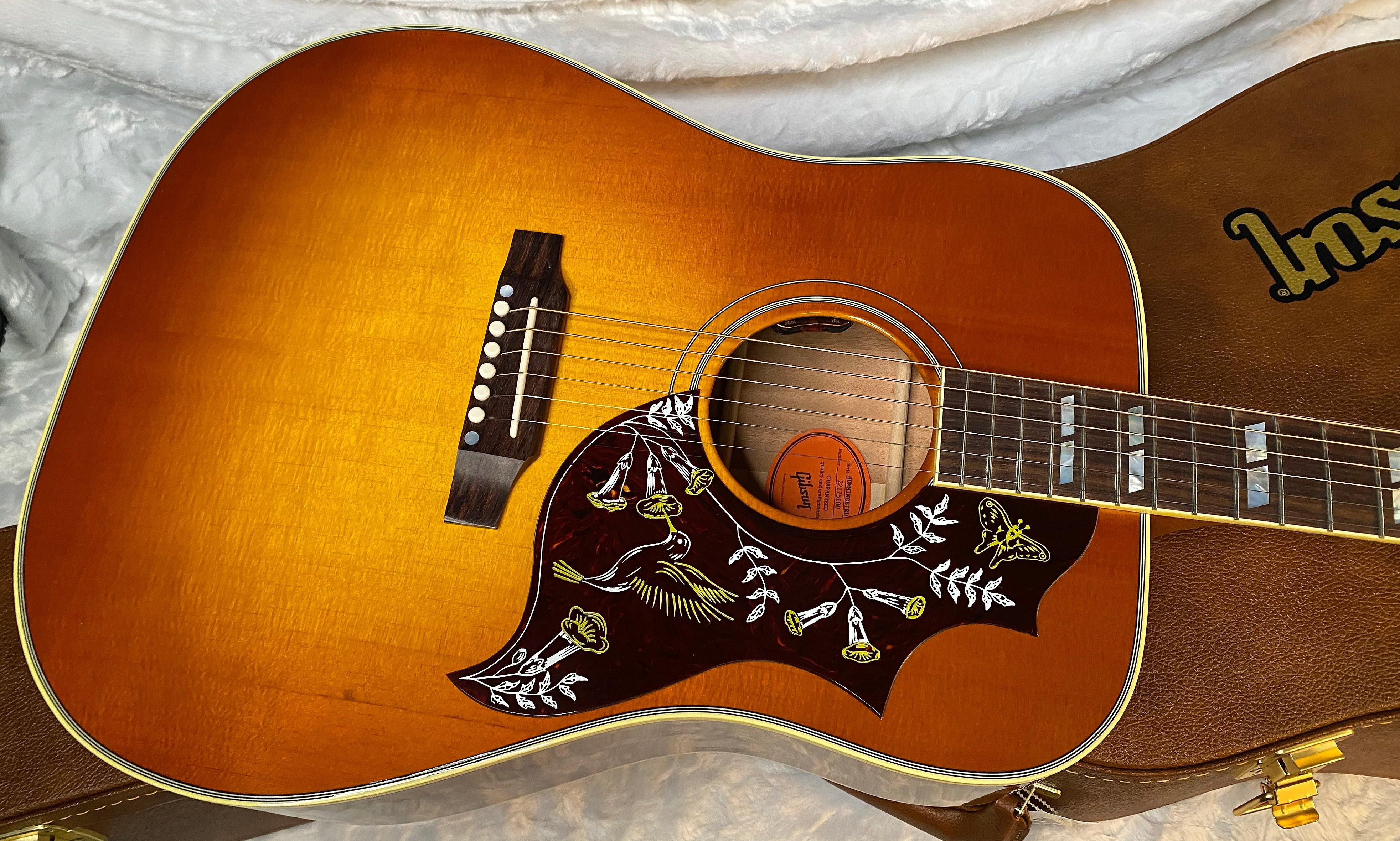 NEW! Gibson Hummingbird Original Heritage Cherry Sunburst 4.8 lbs - Authorized Dealer! G05800