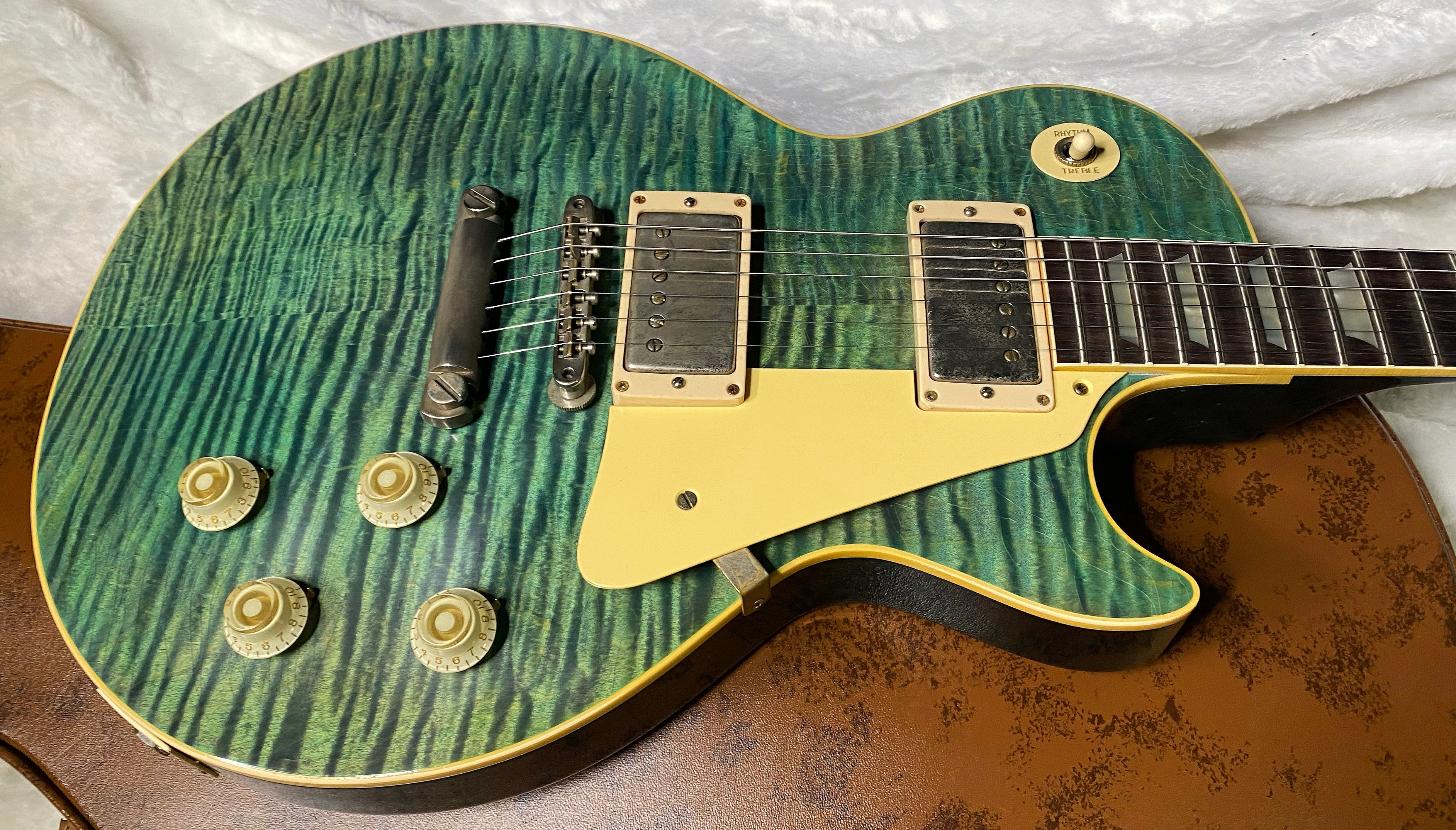 NEW! Gibson Custom 1959 Les Paul Standard Reissue Electric Guitar - Ocean Magenta, Light Aged - Greatest Hits II - Authorized Dealer - 8.4lbs - G06608