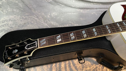 NEW! Gibson Acoustic Custom Shop Dove Acoustic-Electric Guitar - Alpine White - Authorized Dealer 5.2lbs - G06616