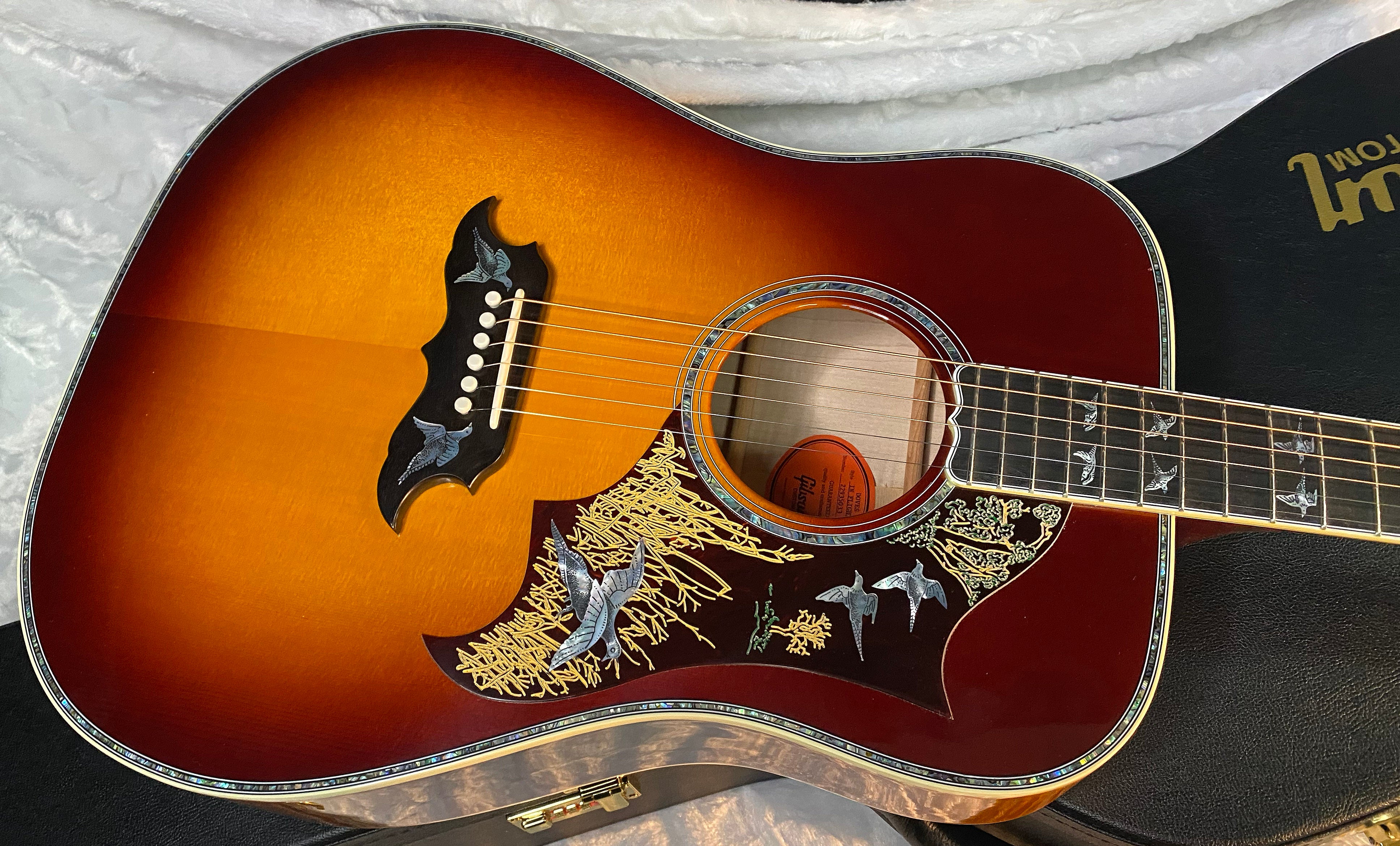 NEW! Gibson Custom Shop Dove - Doves In Flight - Made 2 Measure