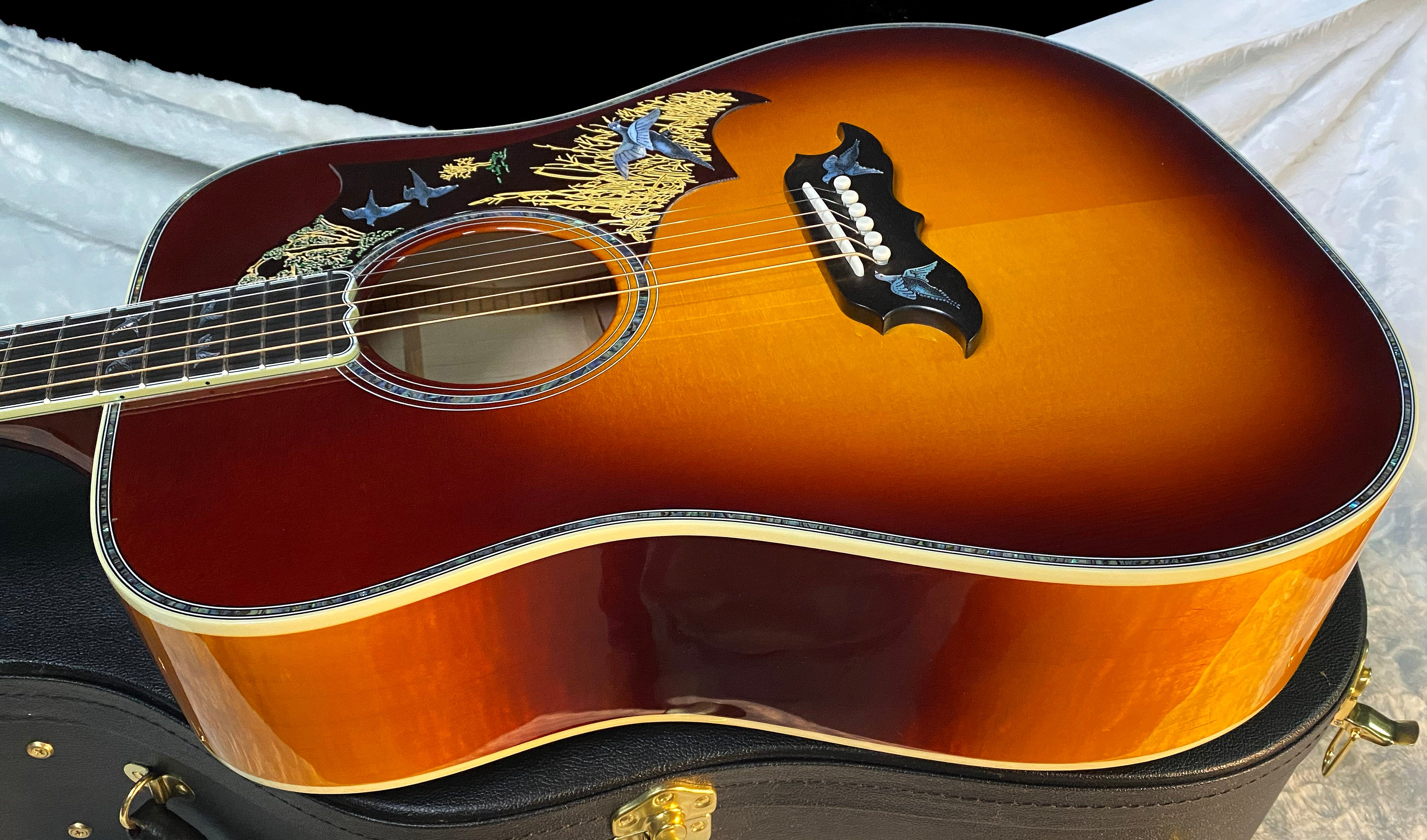 NEW! Gibson Custom Shop Dove - Doves In Flight - Made 2 Measure - Custom Ordered in Autumnburst Finish - Authorized Dealer - 5 lbs - G06614