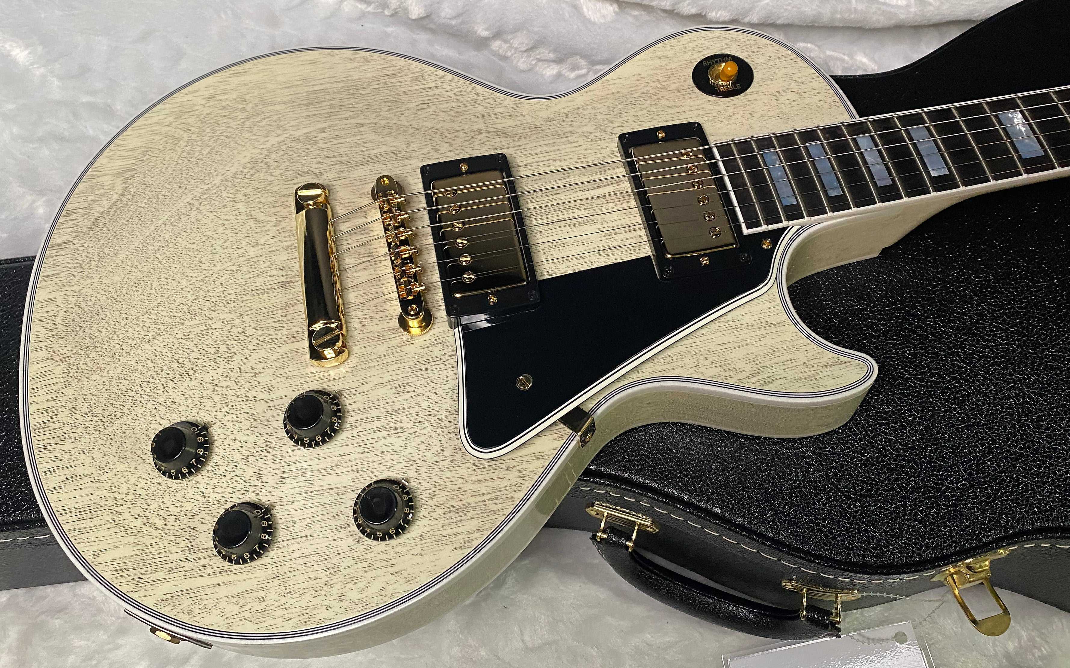 NEW! Gibson Les Paul Custom 1957 Reissue VOS - Custom Ordered in TV White - Custom Shop - 9.75 lbs - Authorized Dealer - G07212