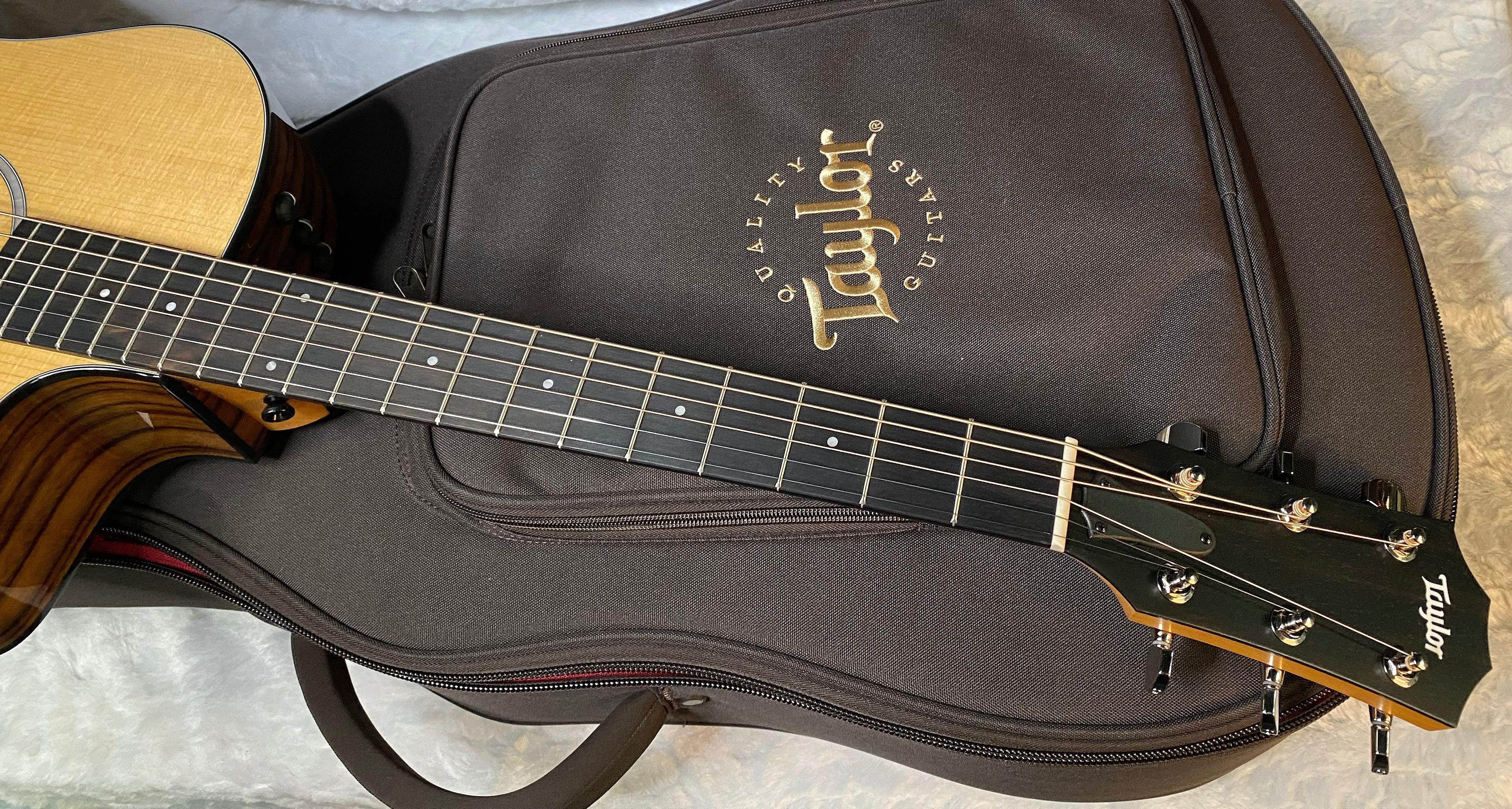 MINT Taylor 214ce Plus Grand Auditorium Acoustic-Electric Guitar Natural Finish - 4.8lbs - Authorized Dealer - G05806