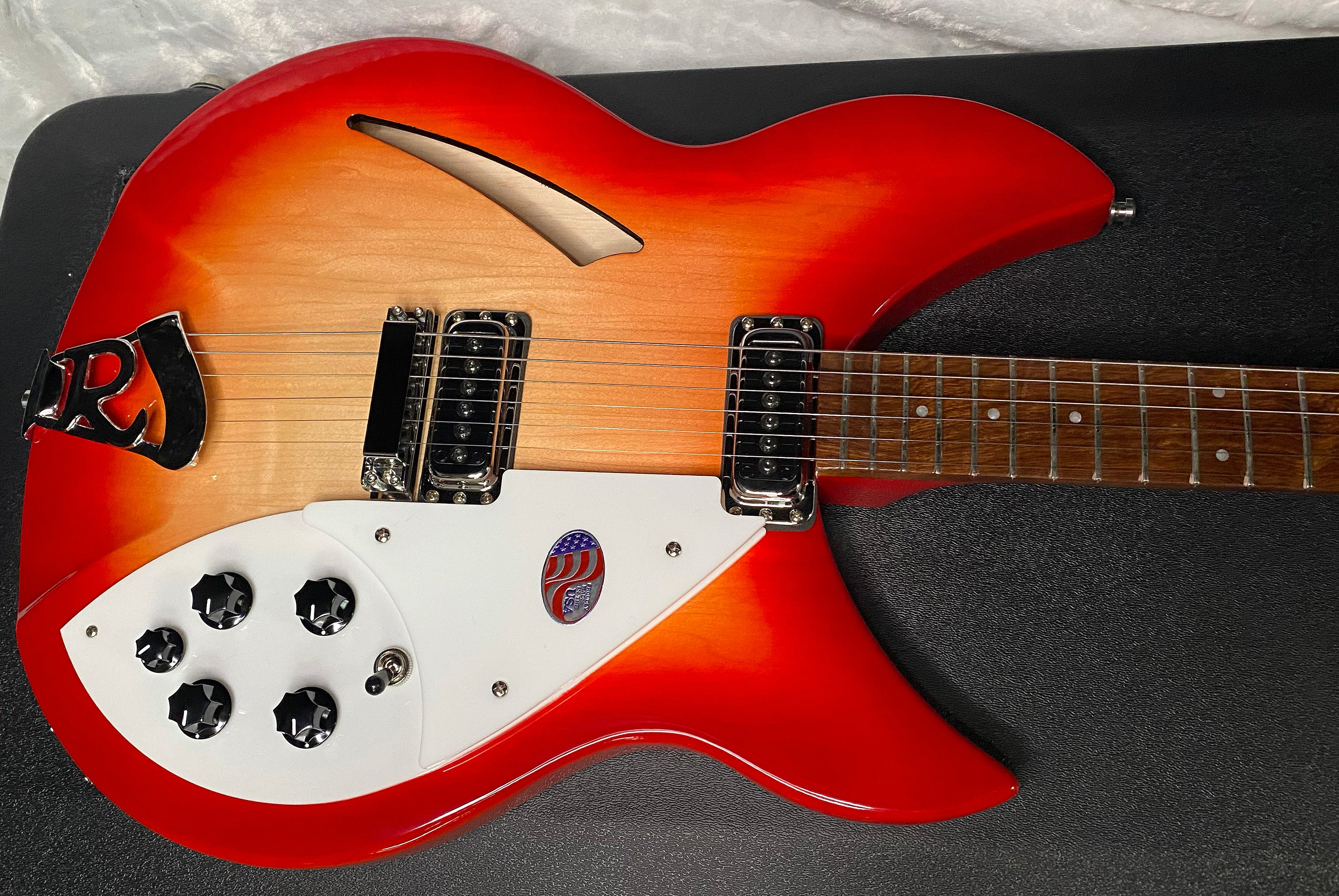 NEW! Rickenbacker 330 Fire Glo FG Fireglo - Semi Hollow Electric Guitar - Authorized Dealer - 7.5 lbs - G07211