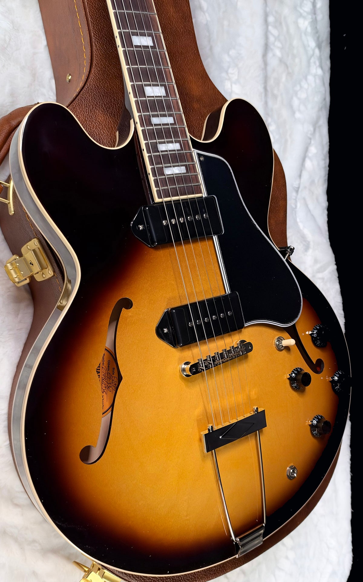 NEW ! Gibson ES-330 Hollowbody Electric Guitar - Tobacco Burst - Authorized Dealer - Only 6.2 lbs! G08002