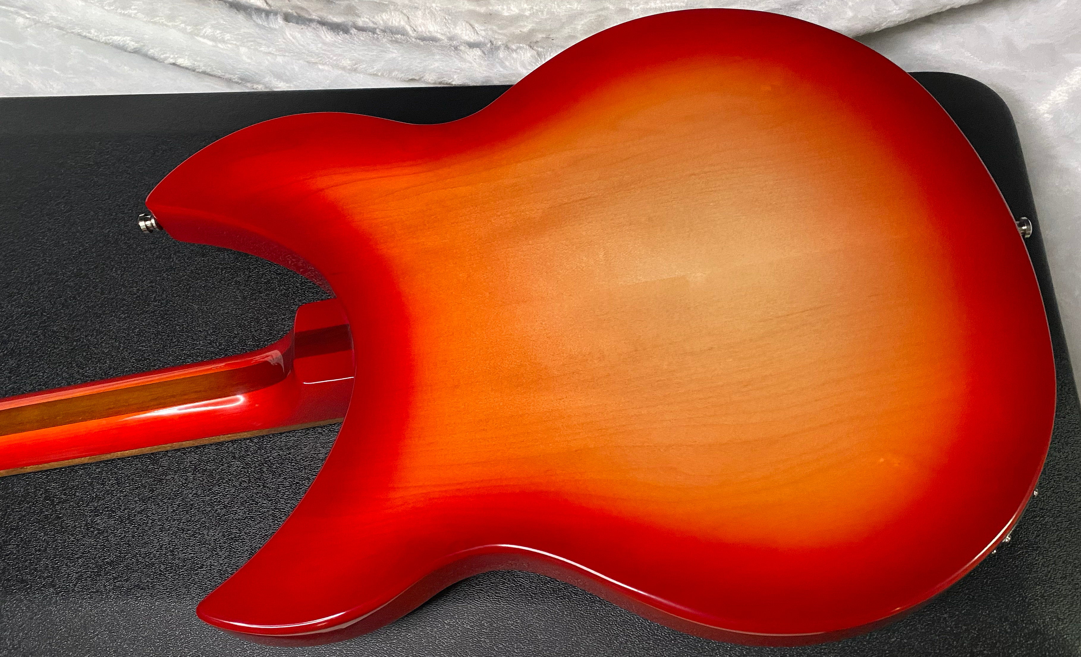 NEW! Rickenbacker 330 Fire Glo FG Fireglo - Semi Hollow Electric Guitar - Authorized Dealer - 7.8 lbs - G07209