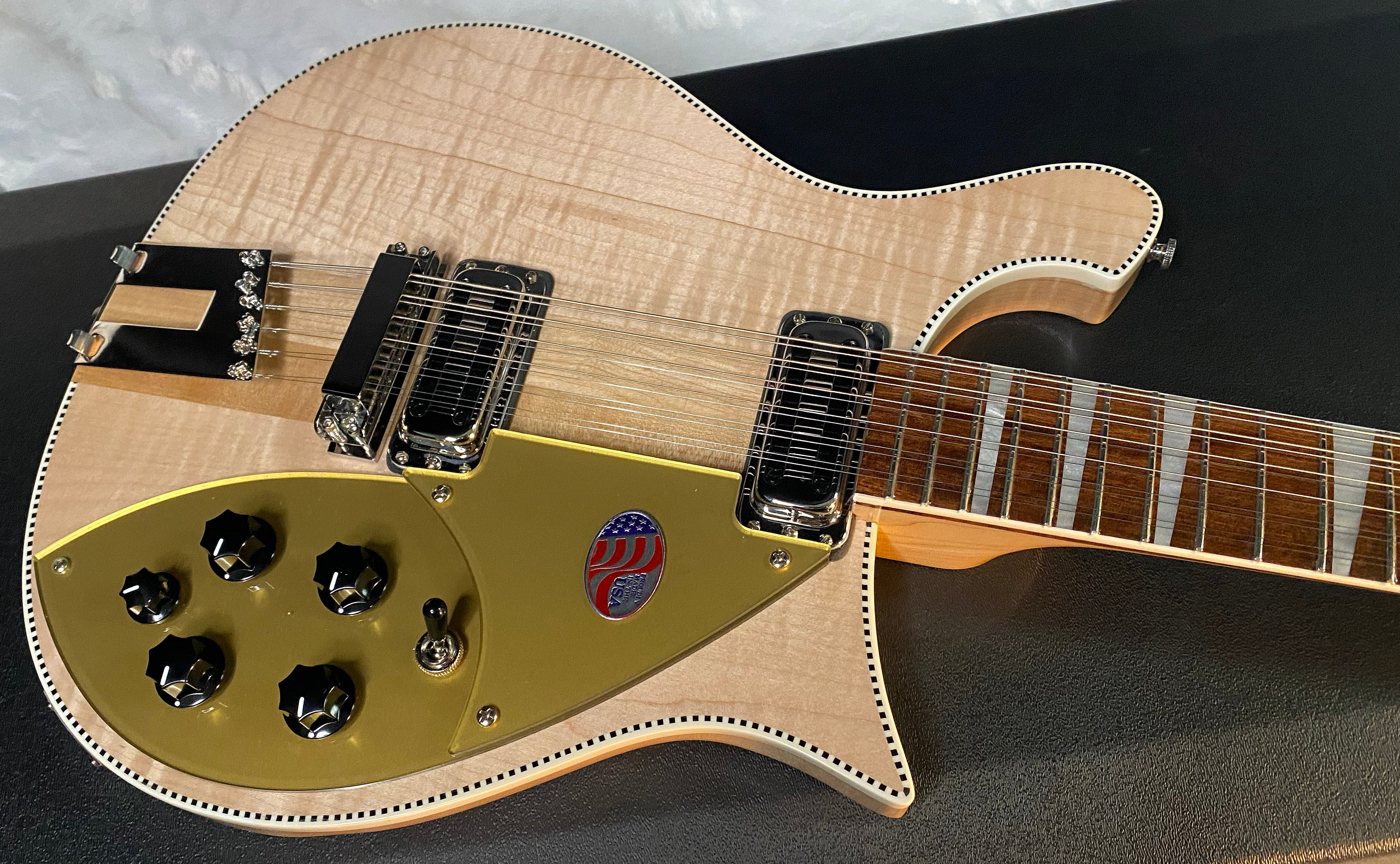 NEW! Rickenbacker 660/12 Maple Glo MG 7.45 lbs - Authorized Dealer - In Stock Ready to Ship- G06621